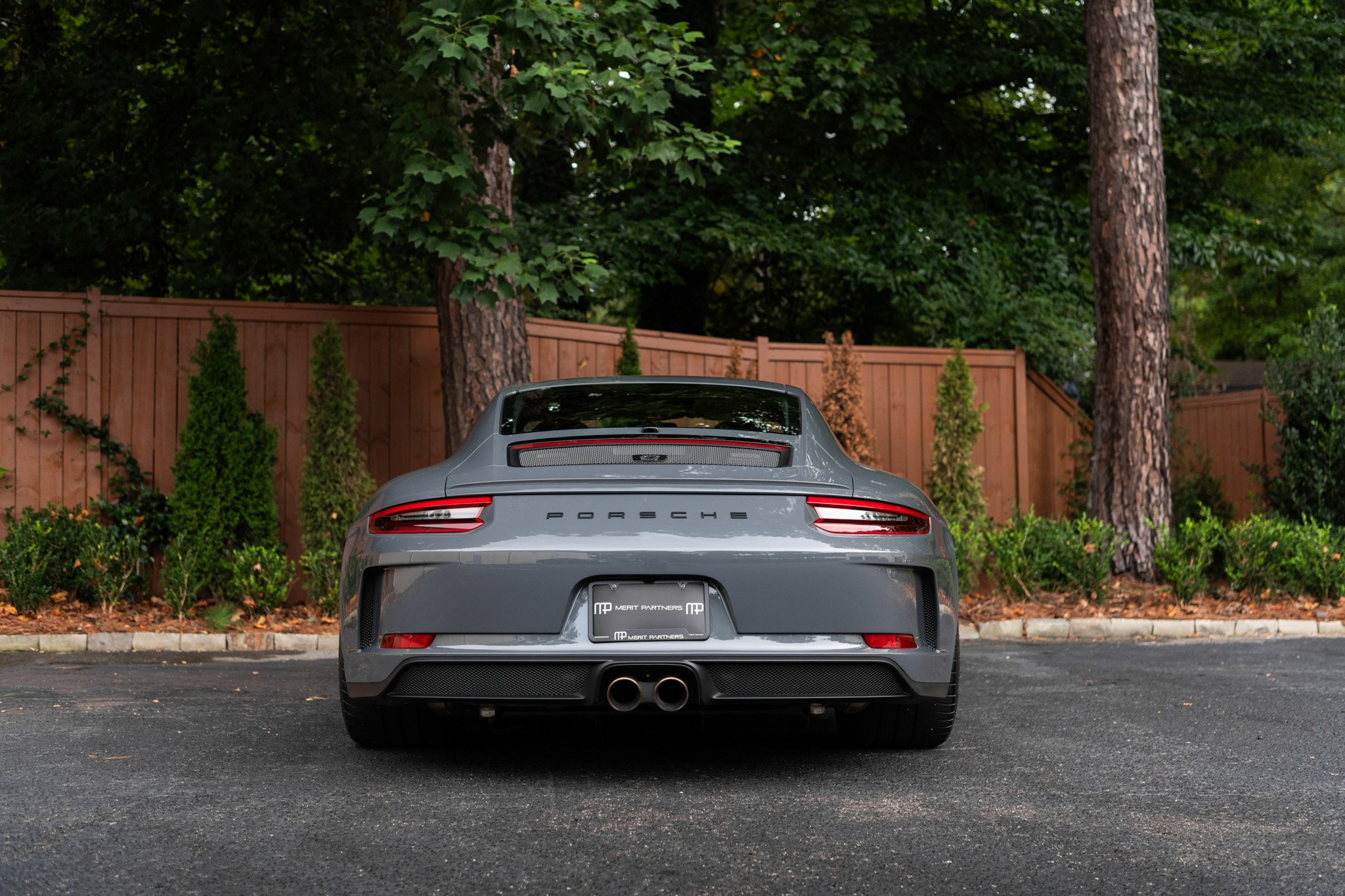 2018 Porsche 911 GT3 Touring in Grigio Telesto