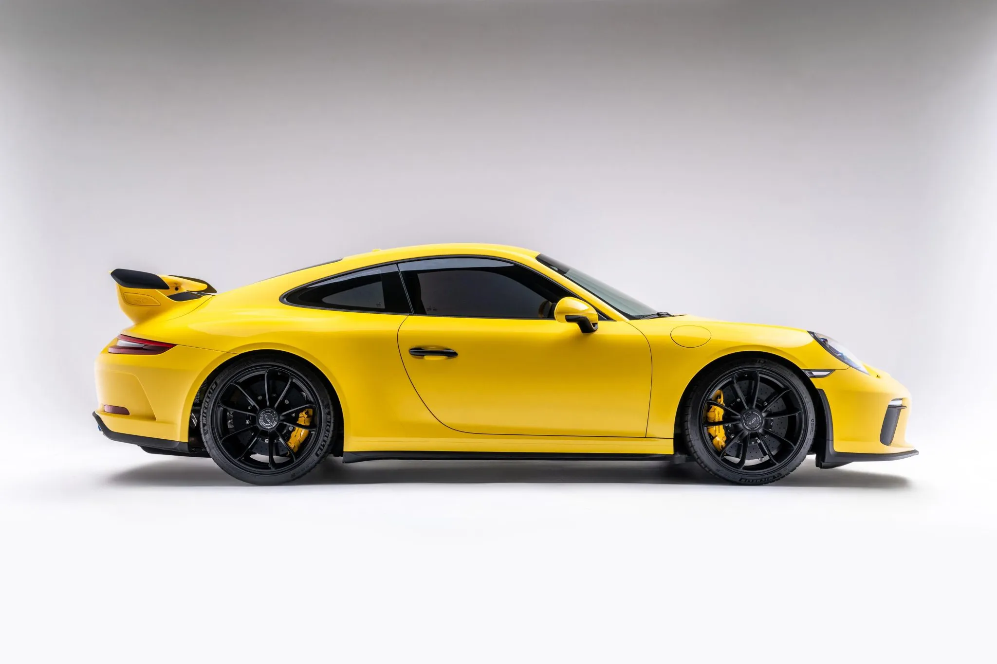 2018 Porsche 911 GT3 in Racing Yellow