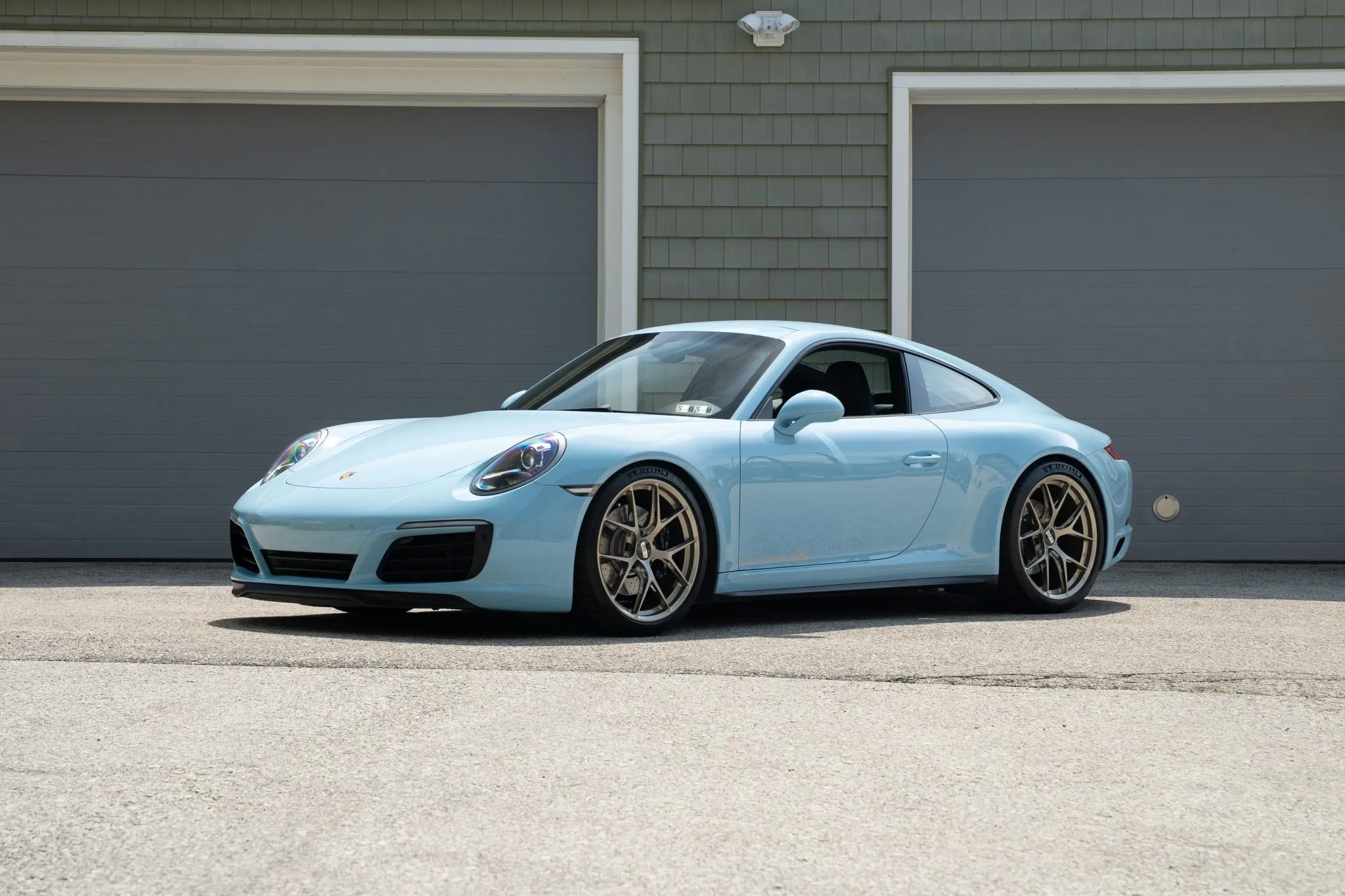 2018 Porsche 911 Carrera 4S Coupe in Gulf Blue