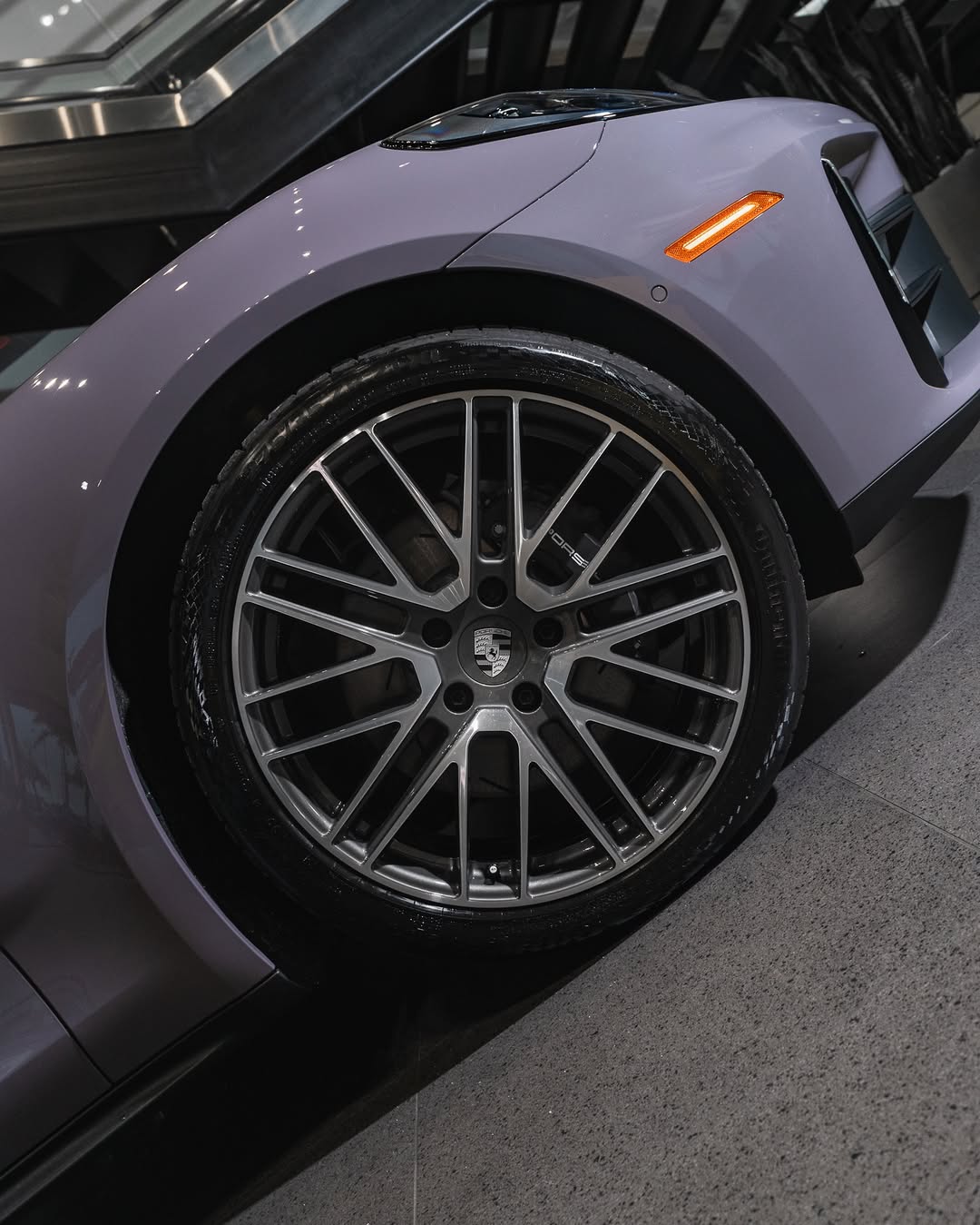 2024 Porsche Panamera 4 in Provence