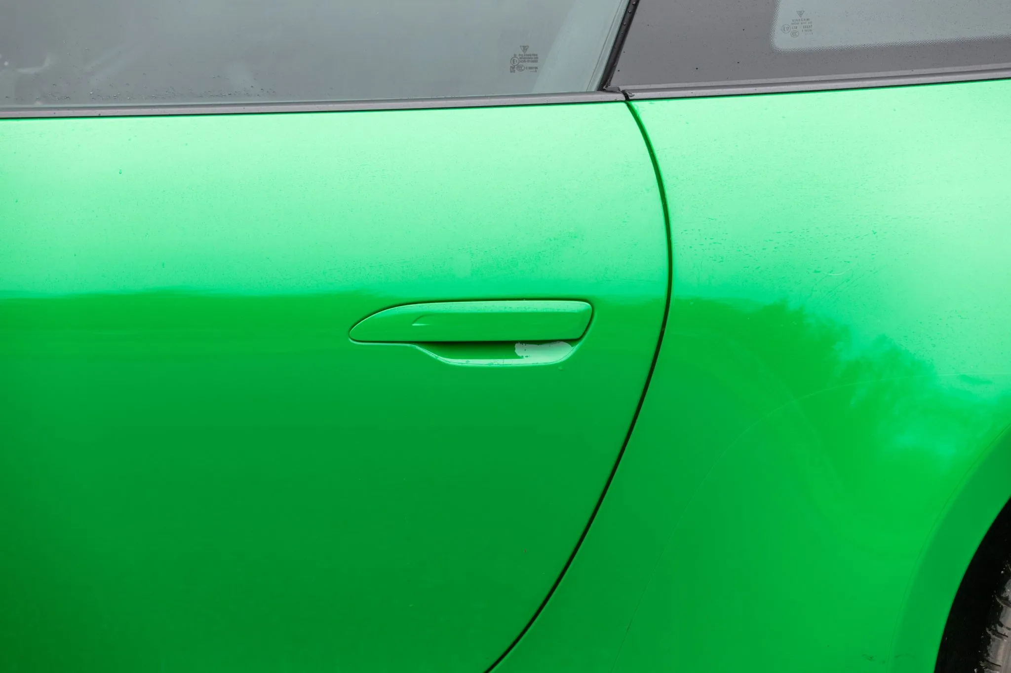 2023 Porsche 911 Carrera T Coupe in Python Green