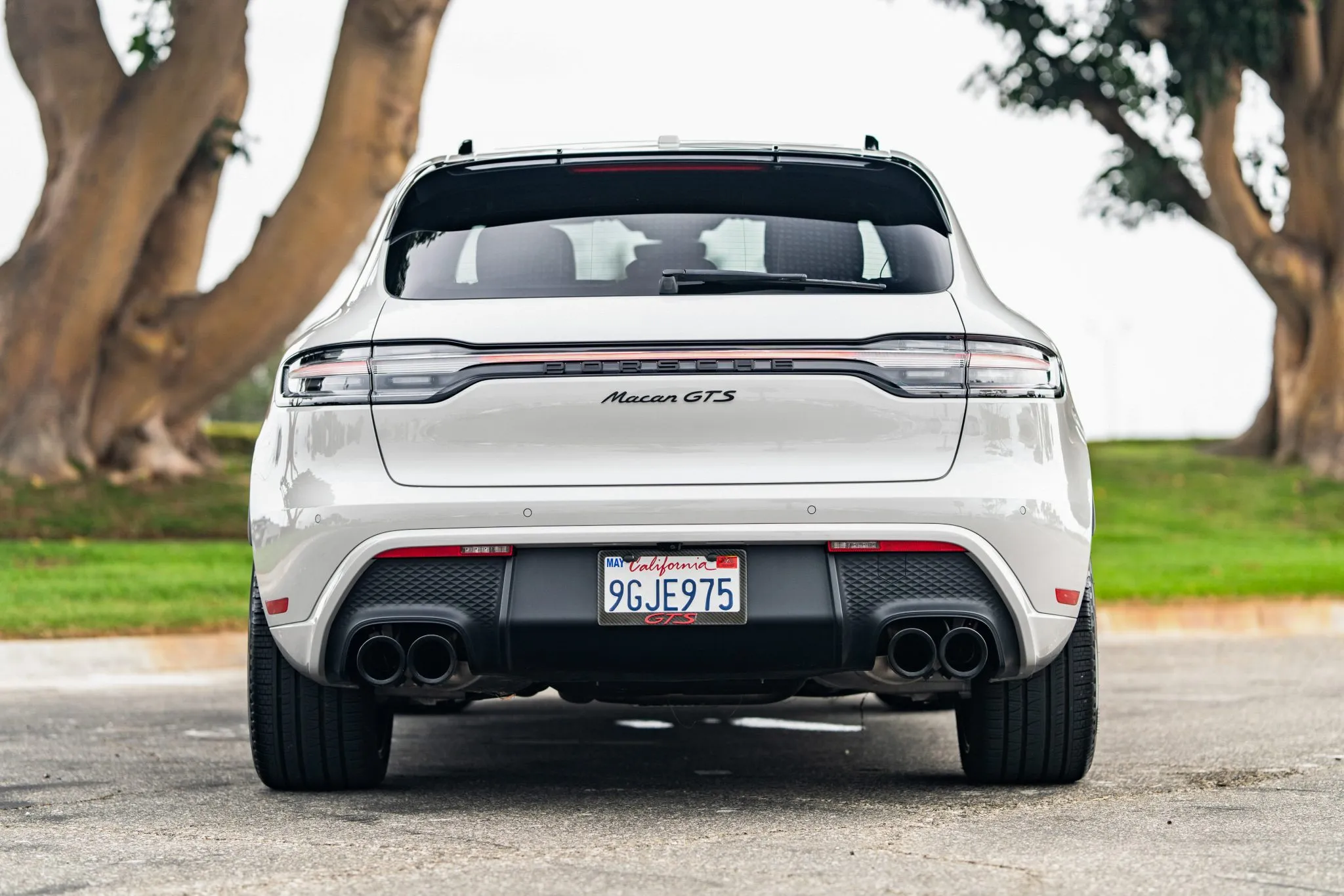 2023 Porsche Macan GTS in Chalk