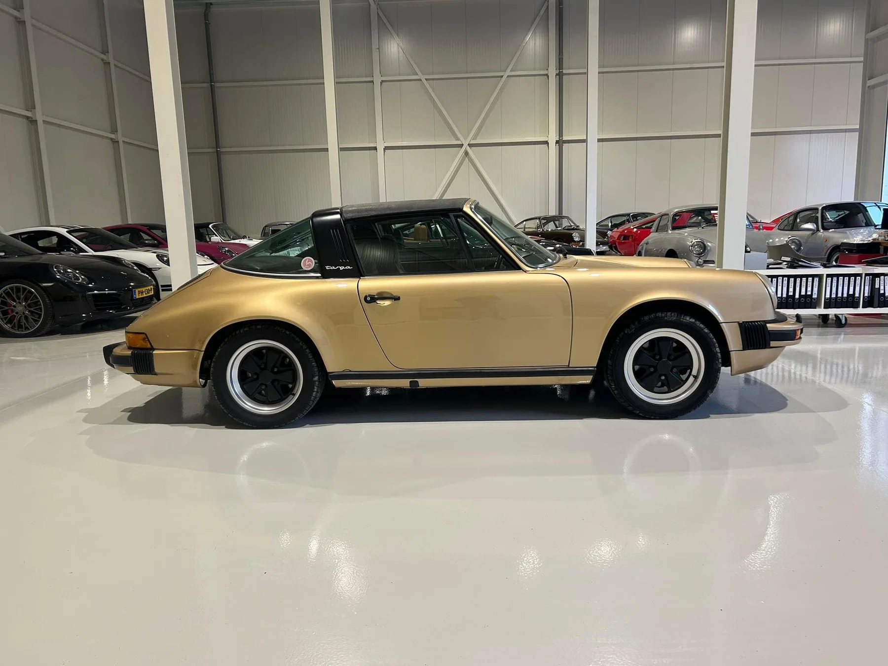 1979 Porsche 911 SC Targa in Opal Metallic