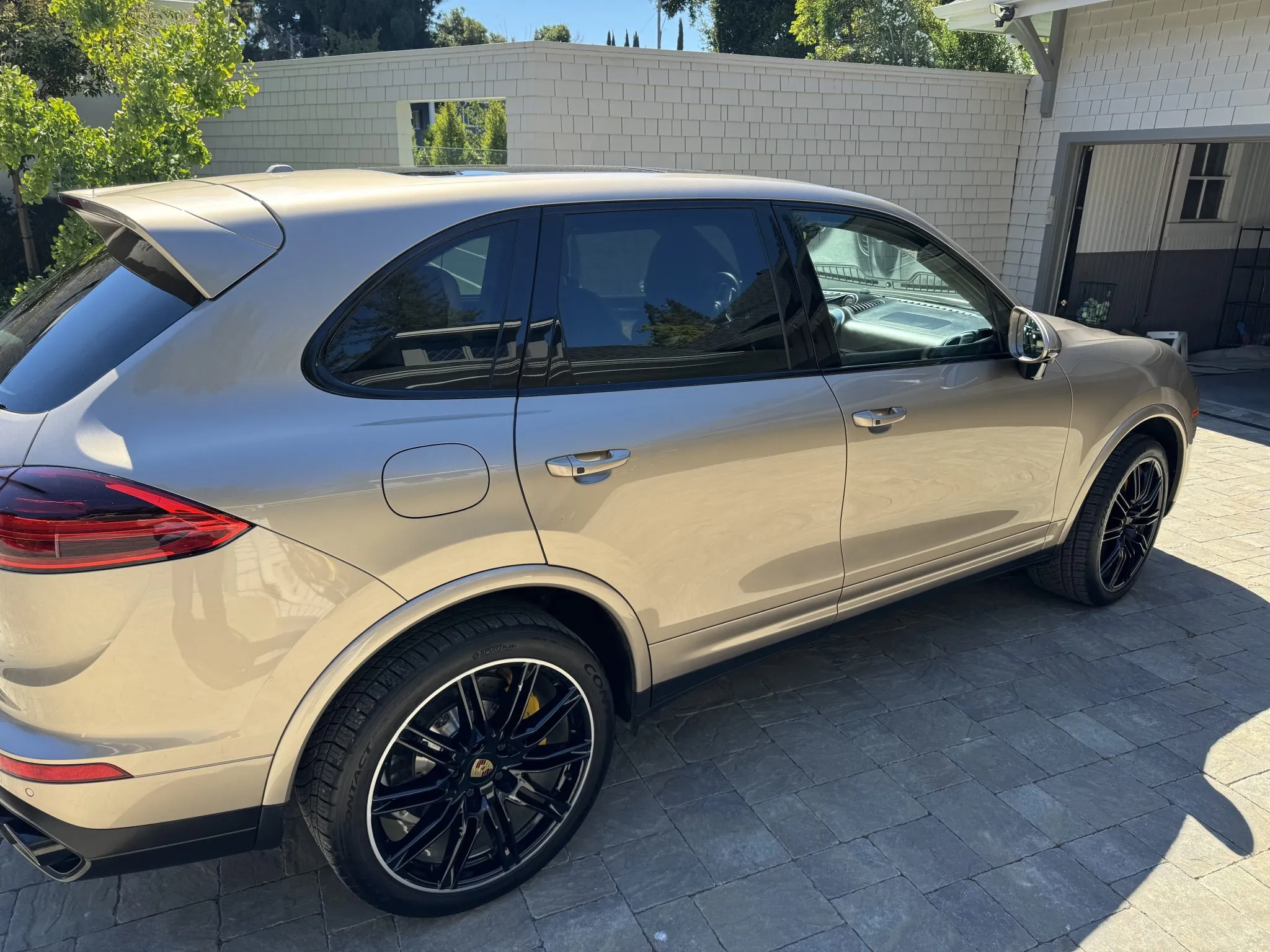 2016 Porsche Cayenne Turbo S in Palladium Metallic