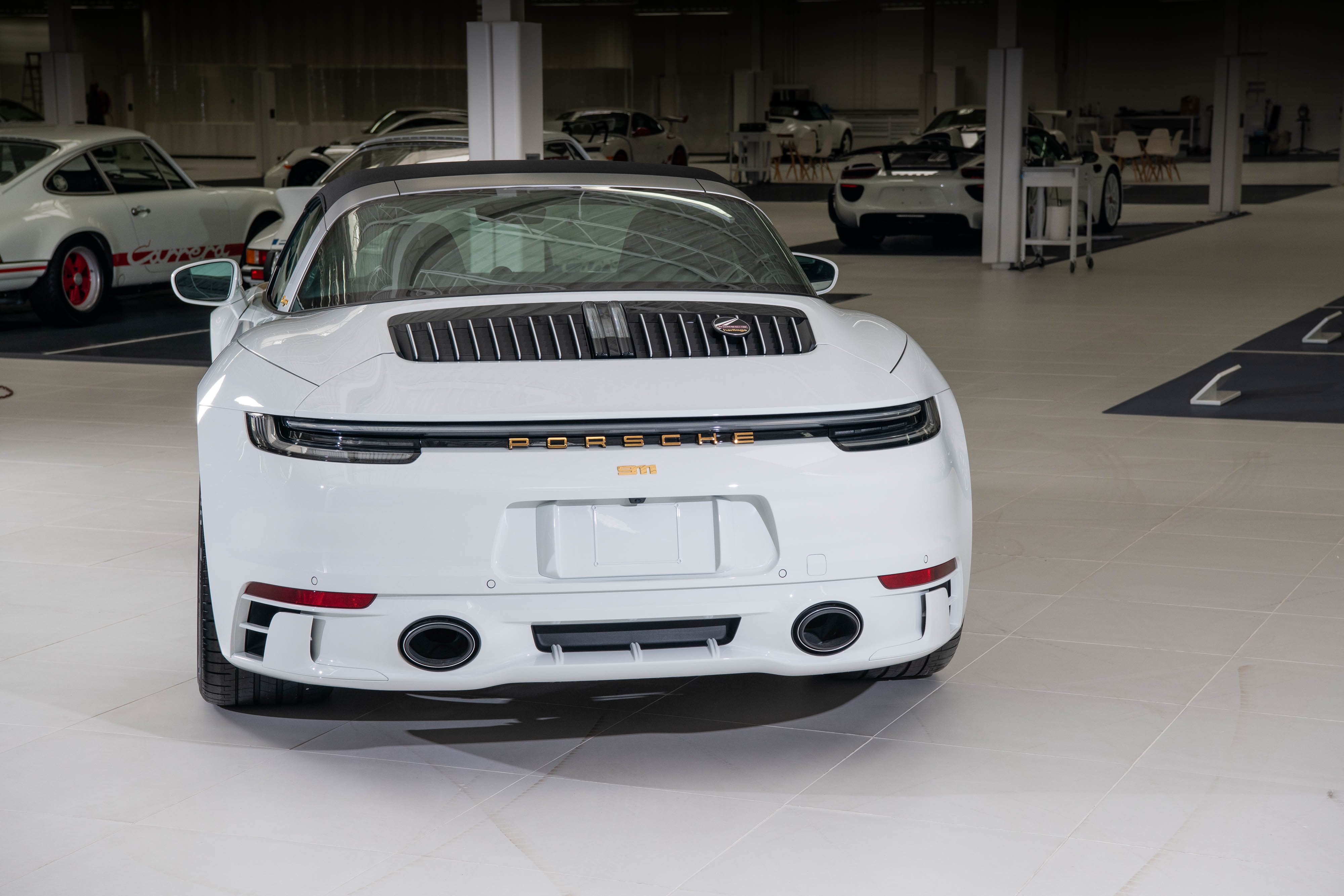 2021 Porsche 911 Targa 4S Heritage Design Edition in Pure White