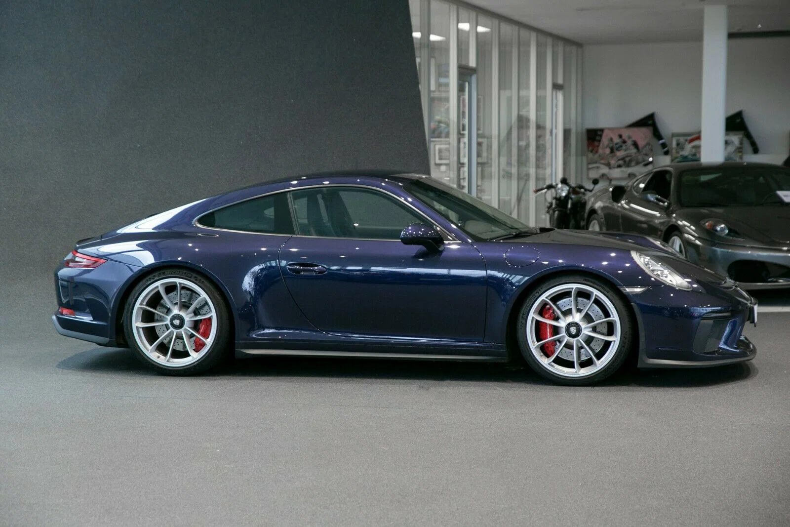 2018 Porsche 911 GT3 Touring  in Dark Sapphire Metallic