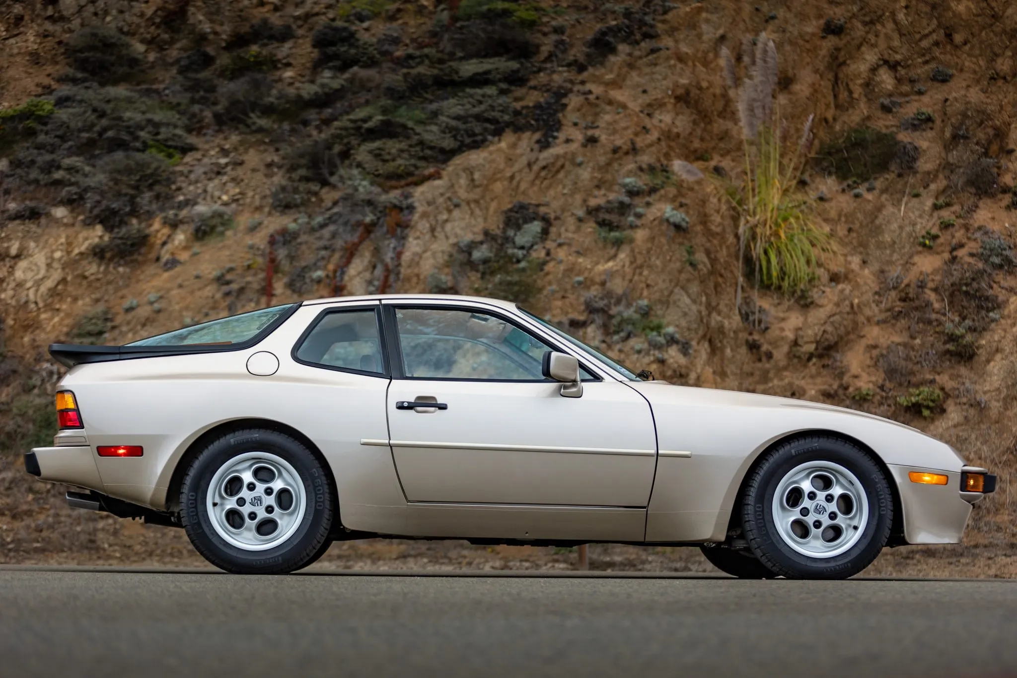 1985.5 Porsche 944 in Kalahari Beige Metallic