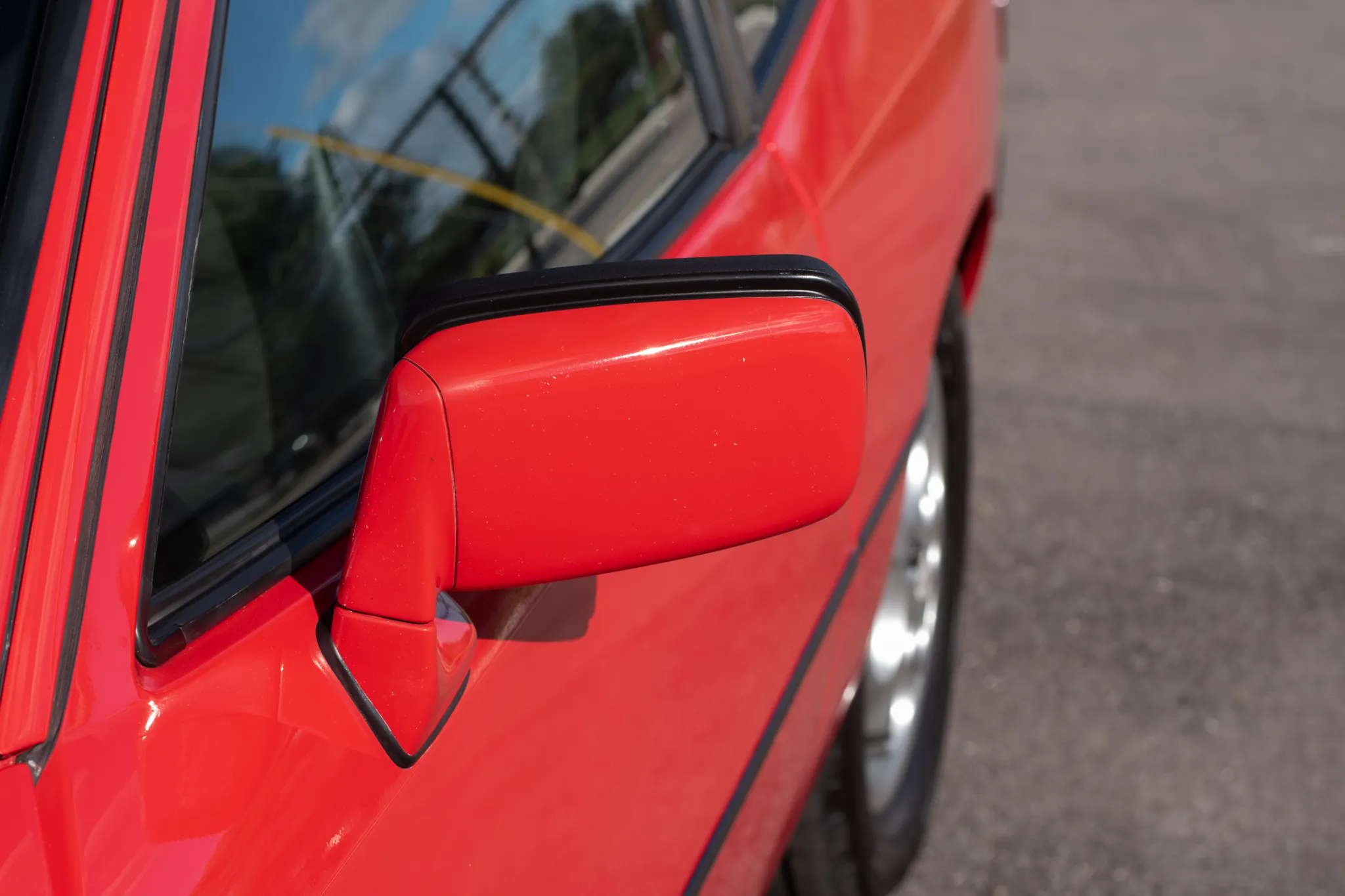 1987 Porsche 924S in Guards Red