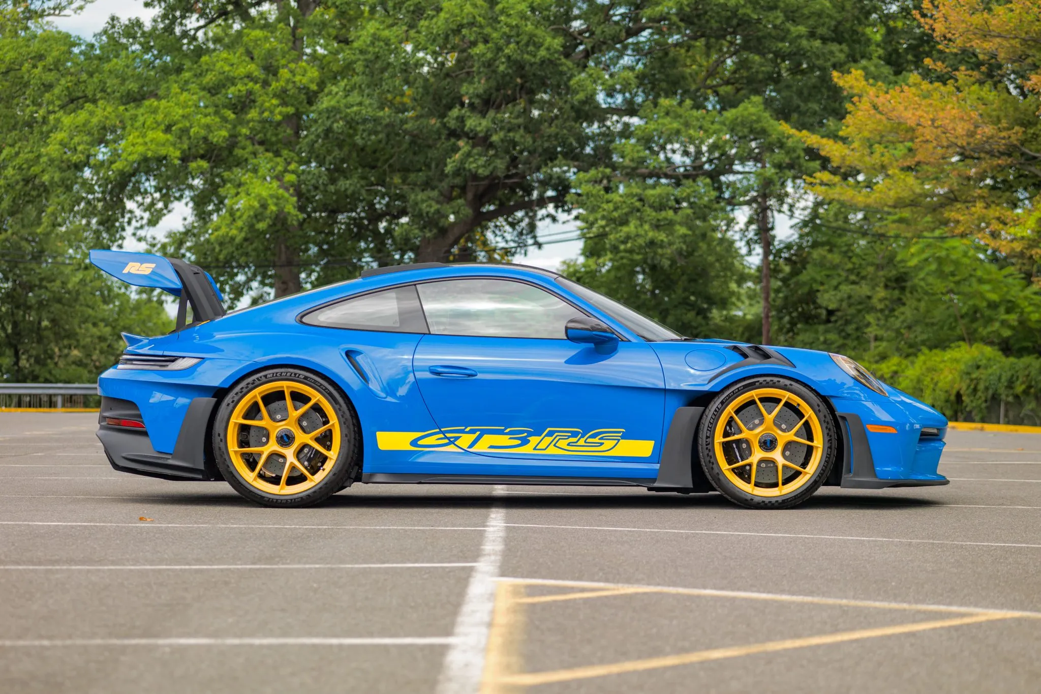 2024 Porsche 911 GT3 RS Weissach in Arrow Blue