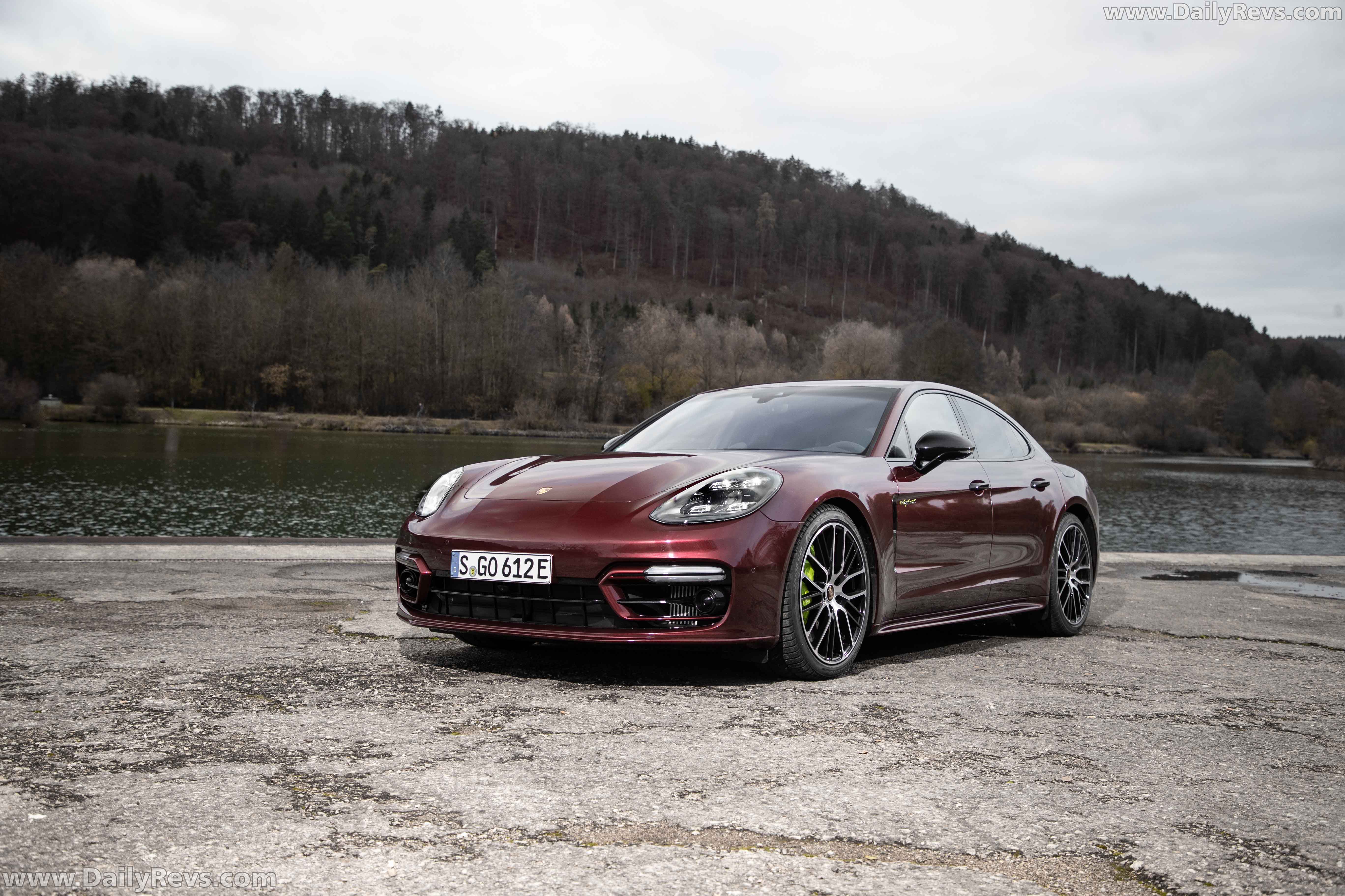 2021 Porsche Panamera 4 E-Hybrid in Cherry Metallic