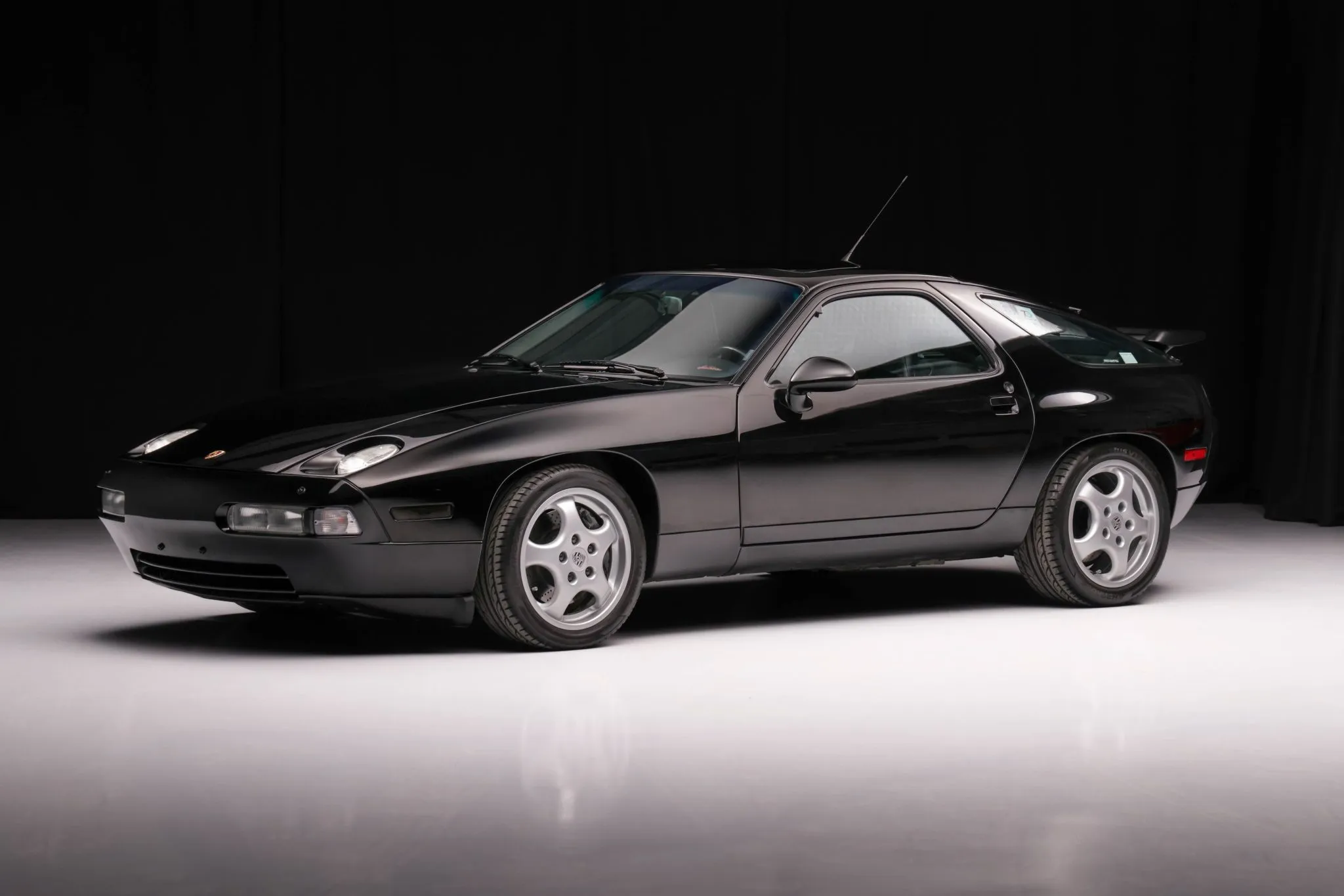 1993 Porsche 928 GTS in Black