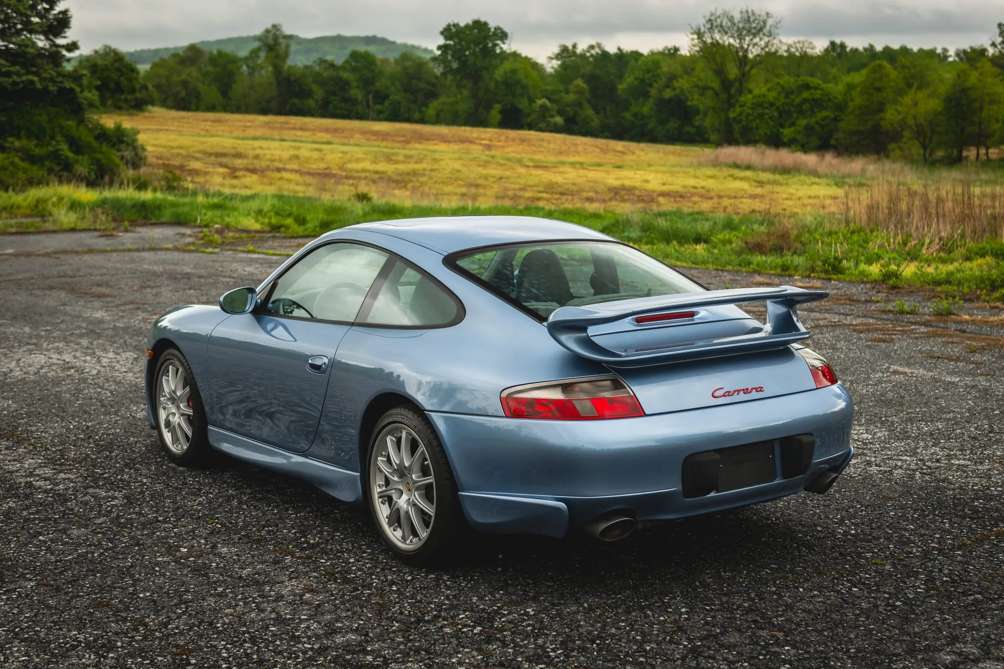 2001 Porsche 911 Carrera Coupe in Horizon Blue Metallic