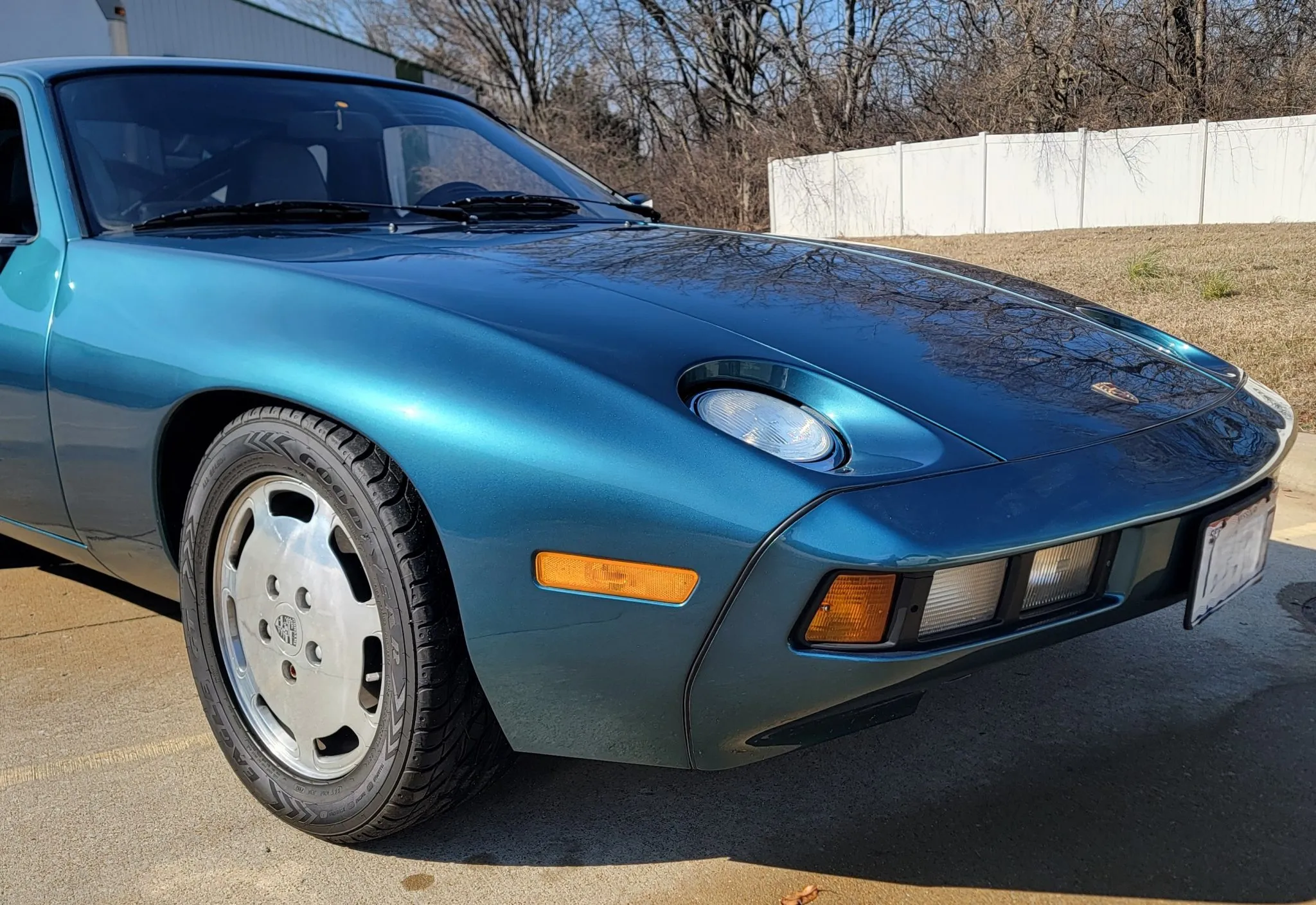 1980 Porsche 928 5-Speed in Petrol Blue Metallic
