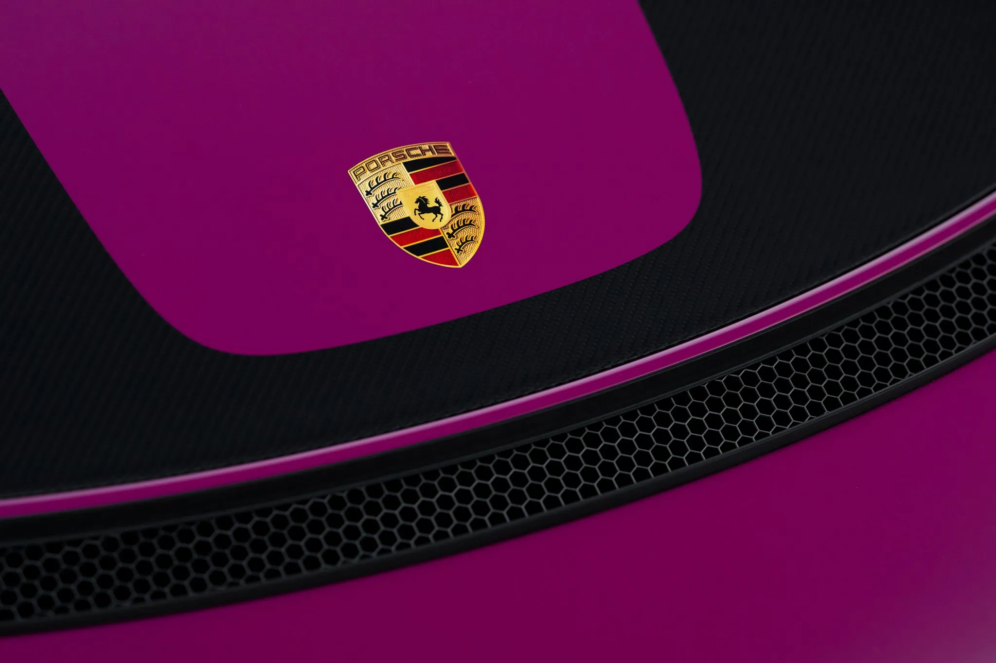 2024 Porsche 718 Spyder RS Weissach in Ruby Star Neo
