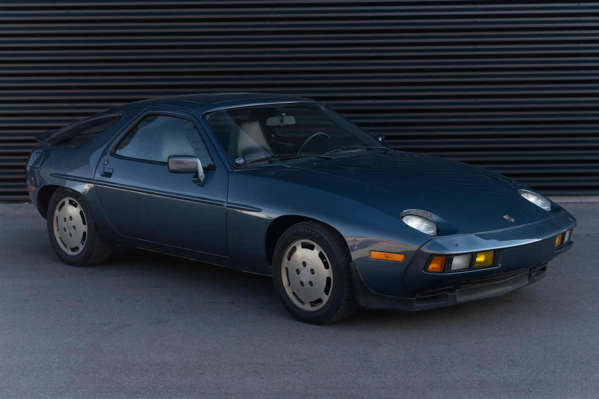 1981 Porsche 928 in Pacific Blue Metallic