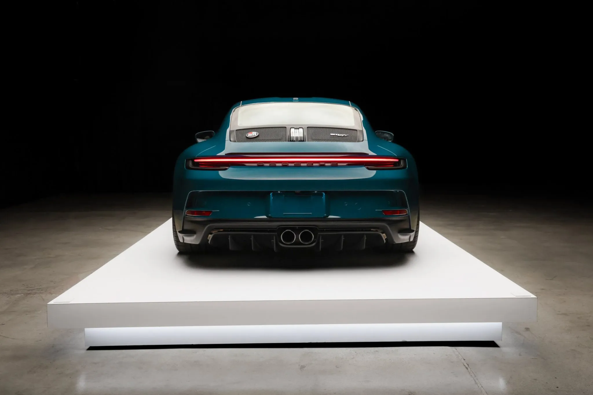 2024 Porsche 911 S/T in Fjord Green