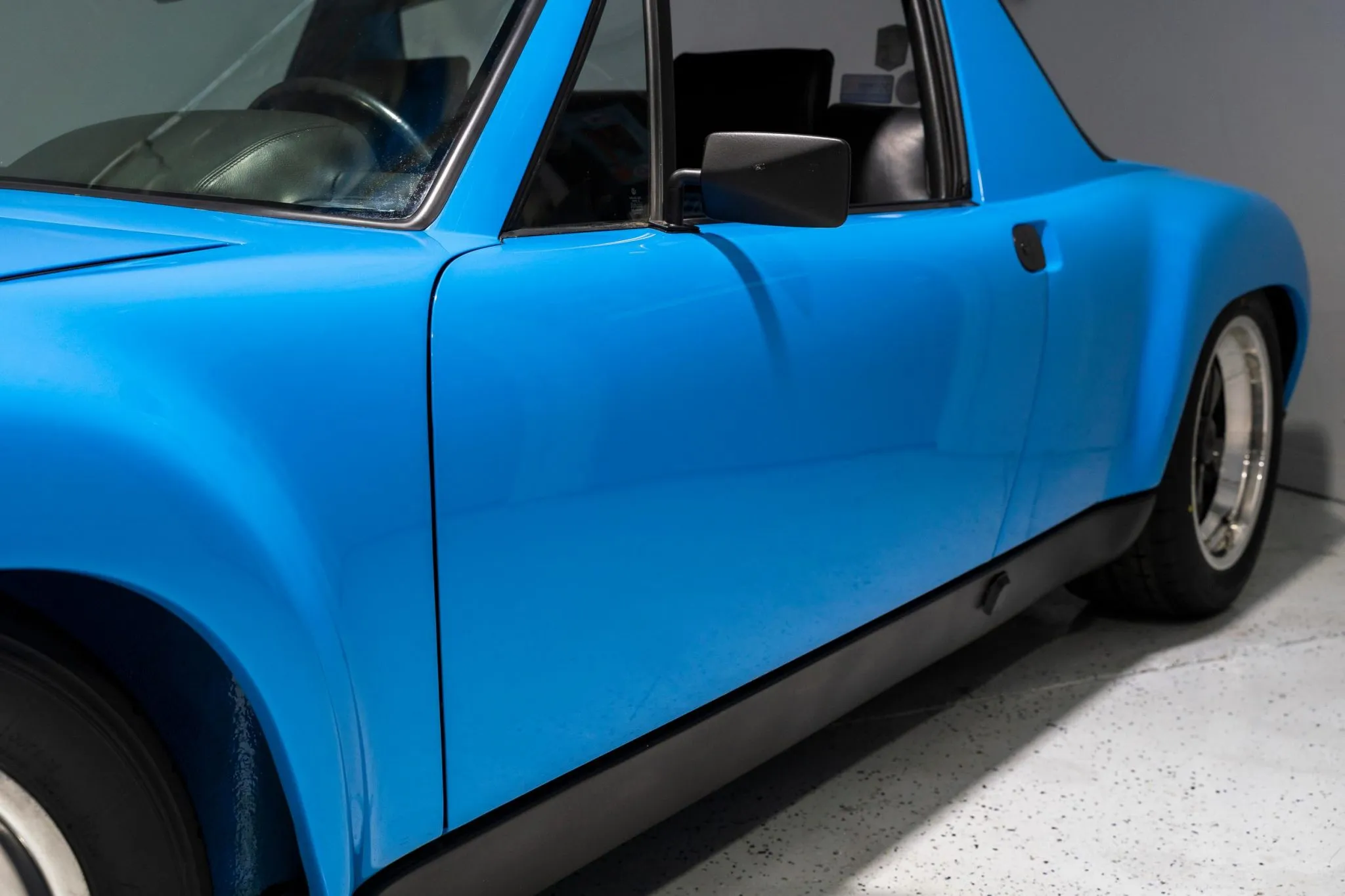 1970 Porsche 914-6 in Mexico Blue