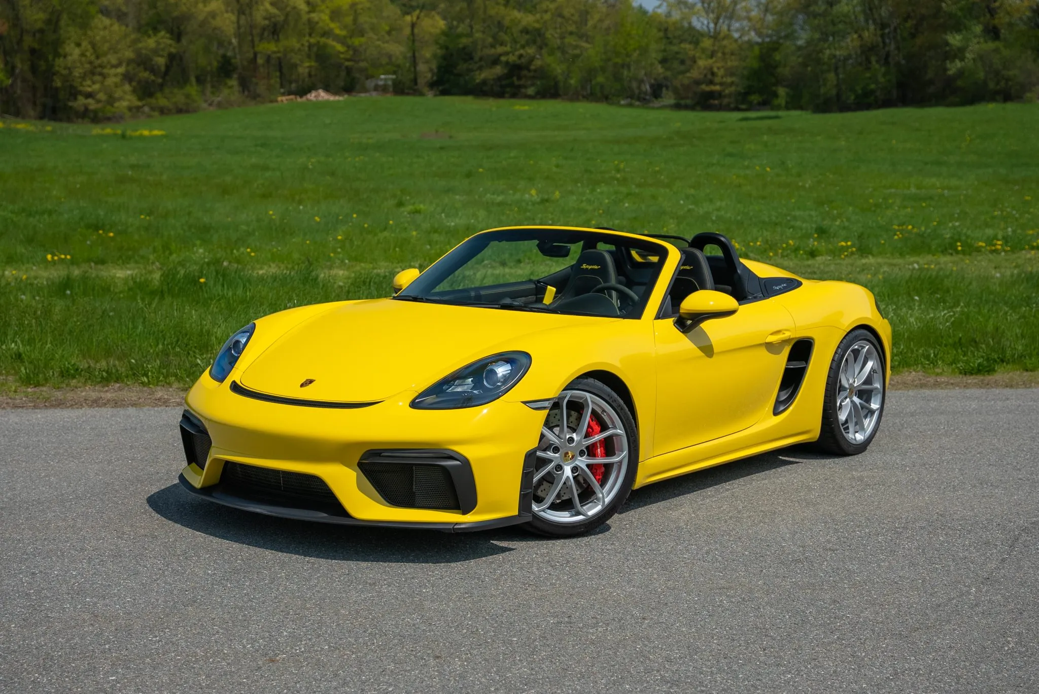 2021 Porsche 718 Spyder in Racing Yellow