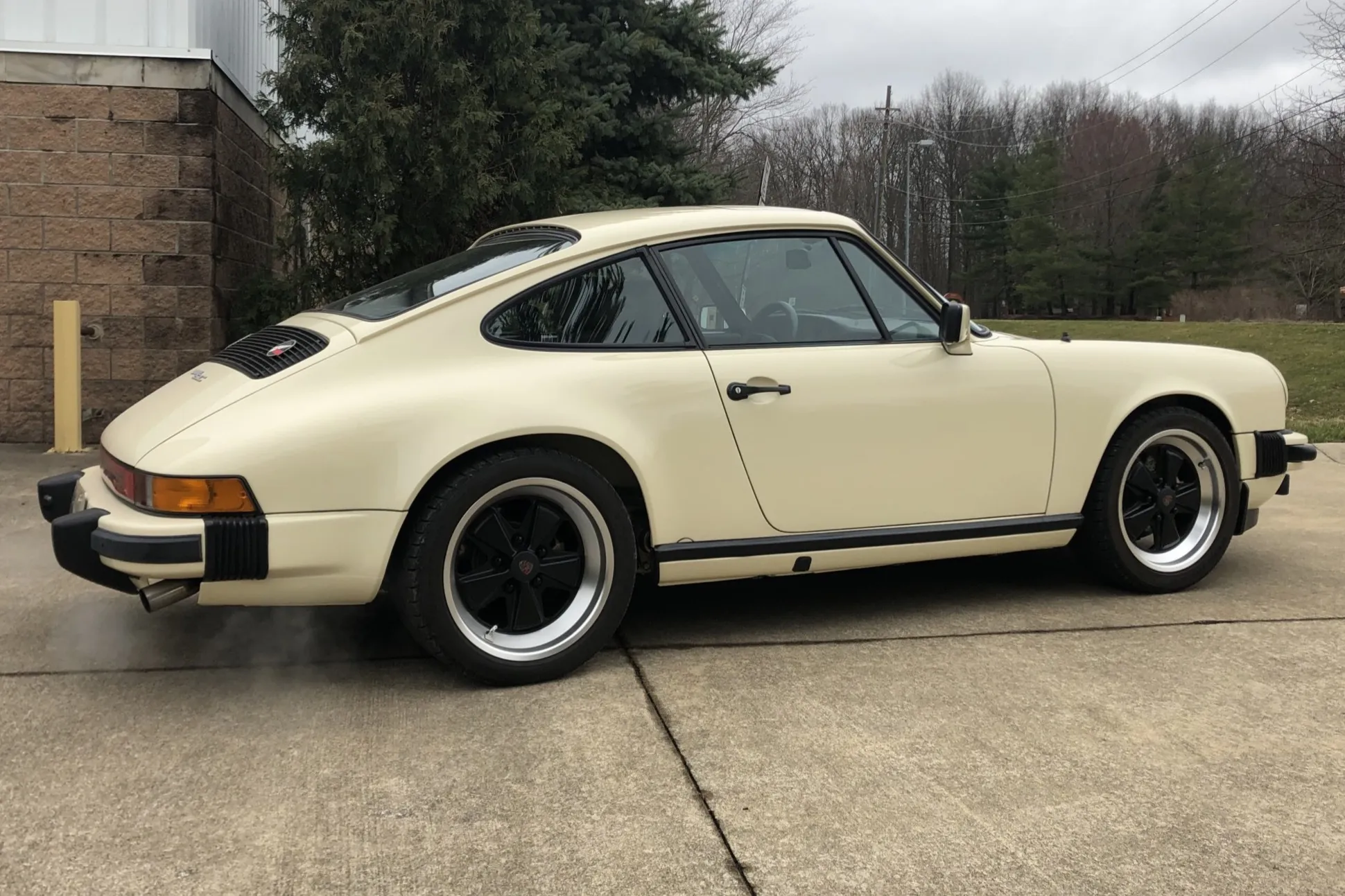 1982 Porsche 911SC Coupe in Ivory White