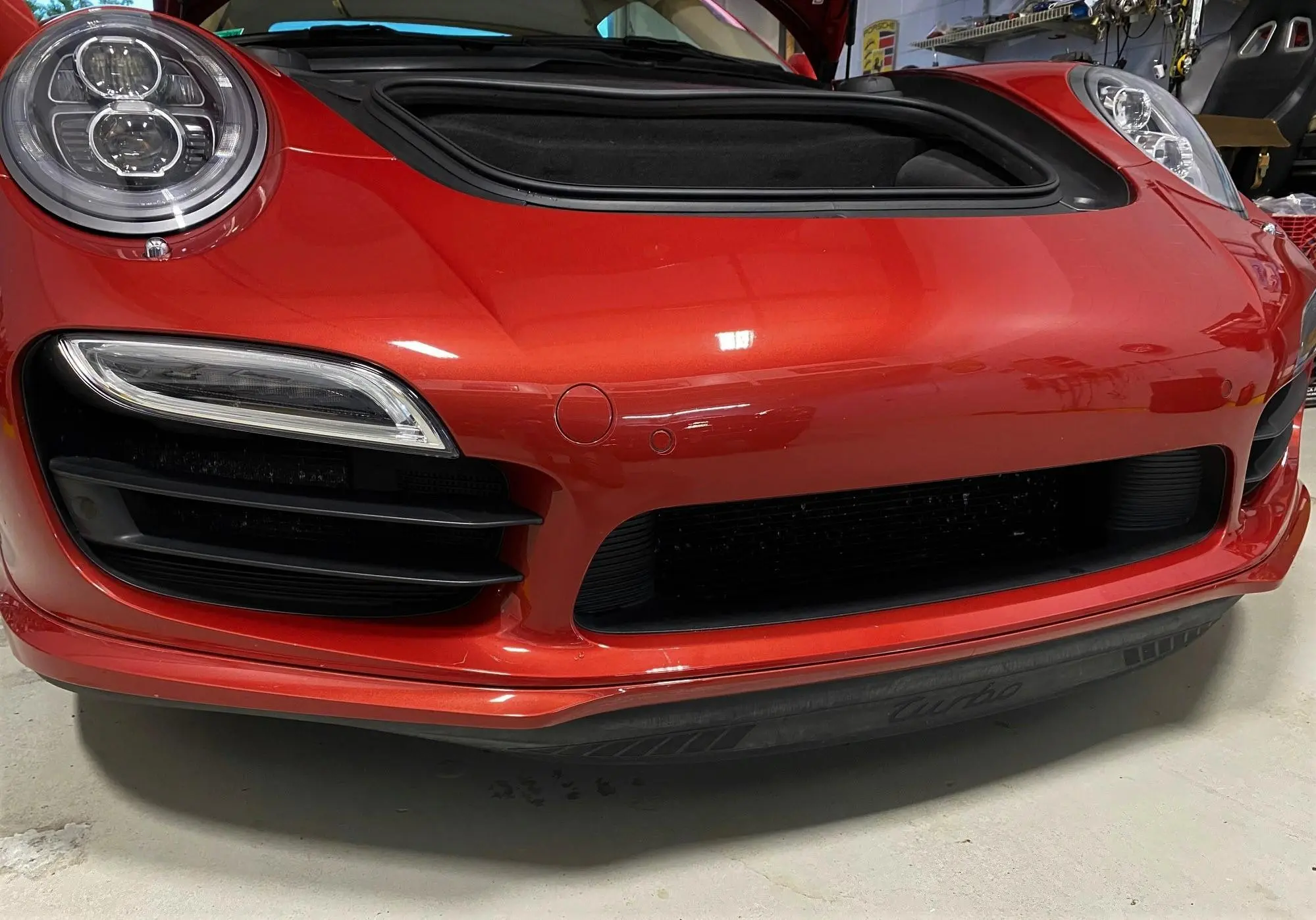2014 Porsche 911 Turbo Coupe in Amaranth Red Metallic