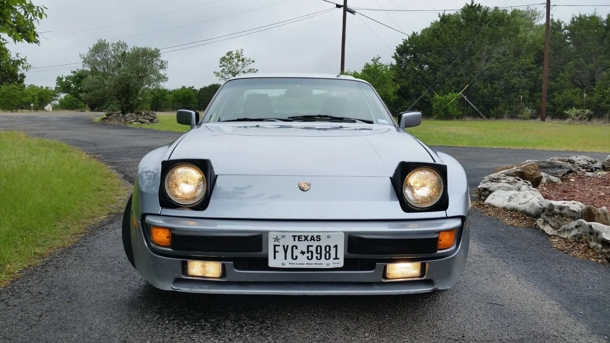 1986 Porsche 944 In Sapphire Metallic