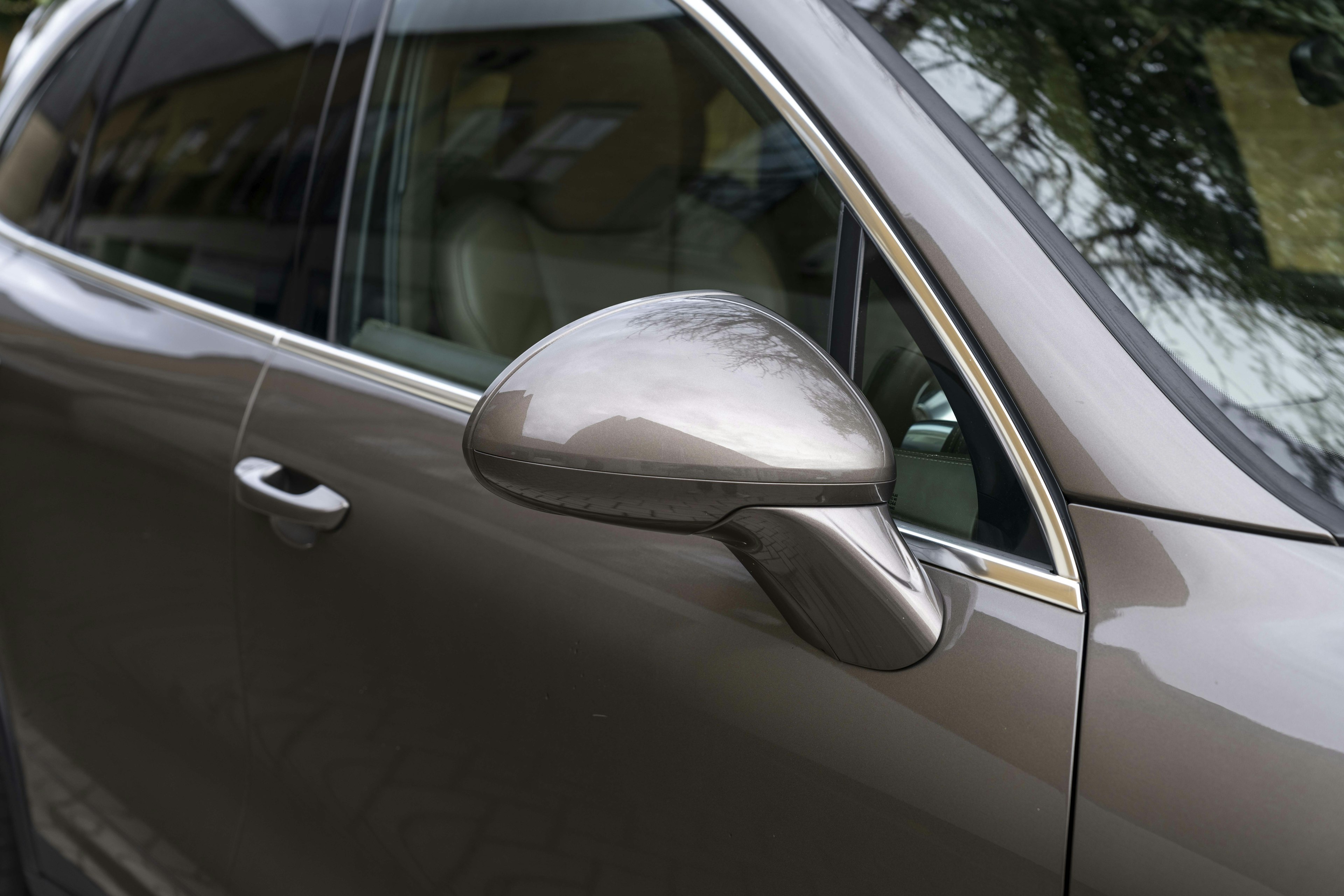 2010 PORSCHE CAYENNE S HYBRID in Umbra Metallic 