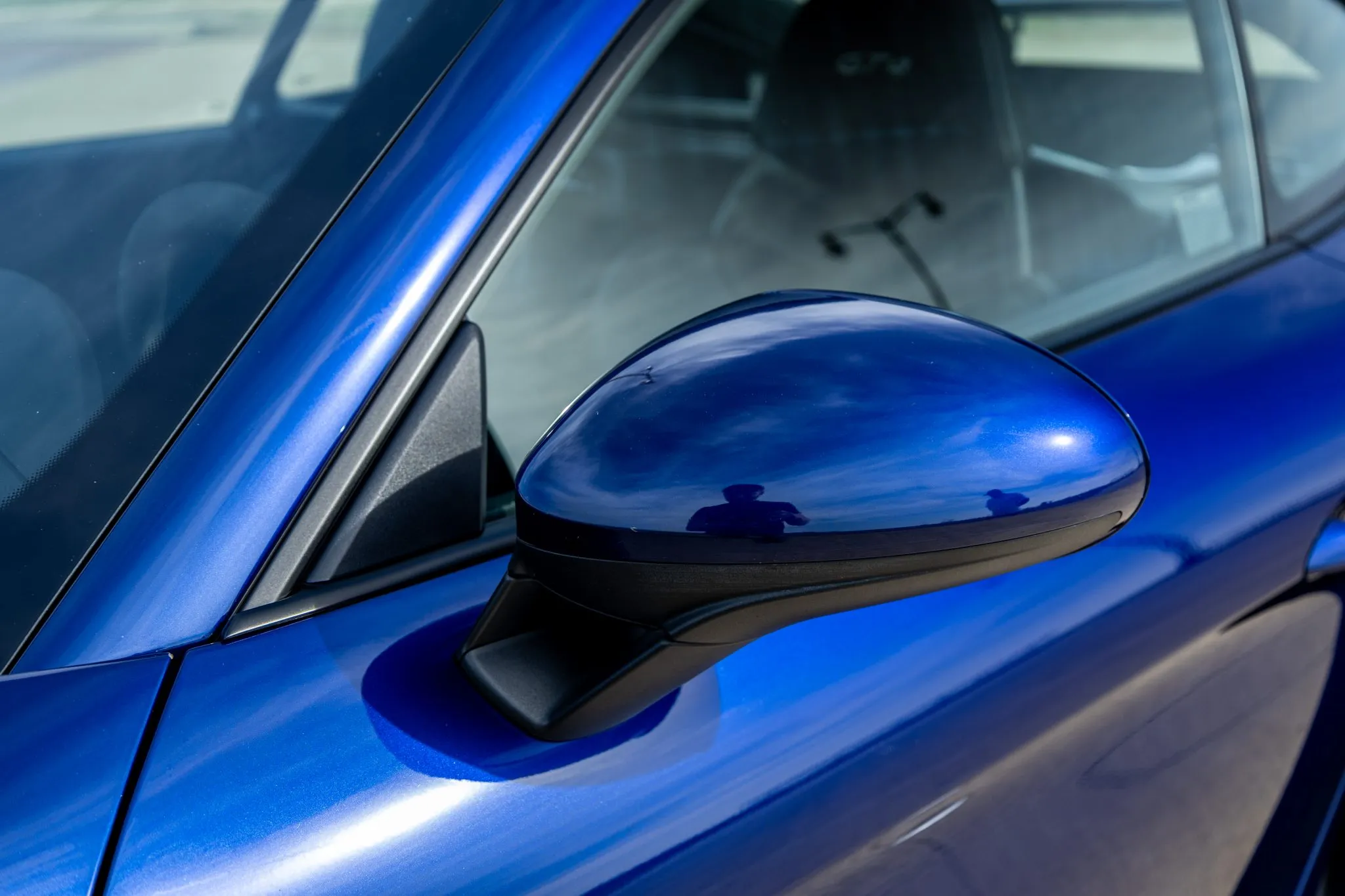 2021 Porsche 718 Cayman GT4 in Gentian Blue Metallic