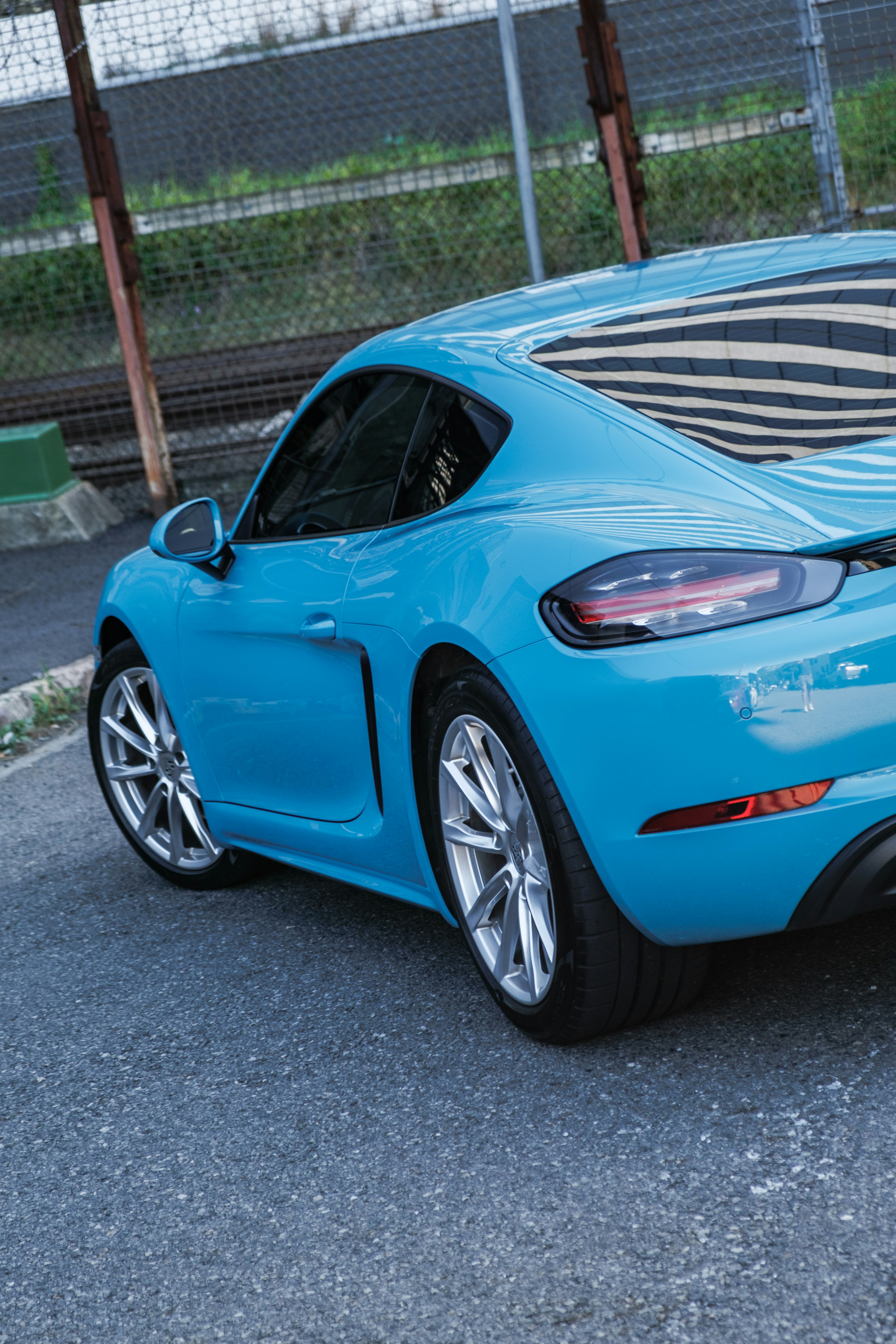 2016 Porsche 718 Cayman in Miami Blue