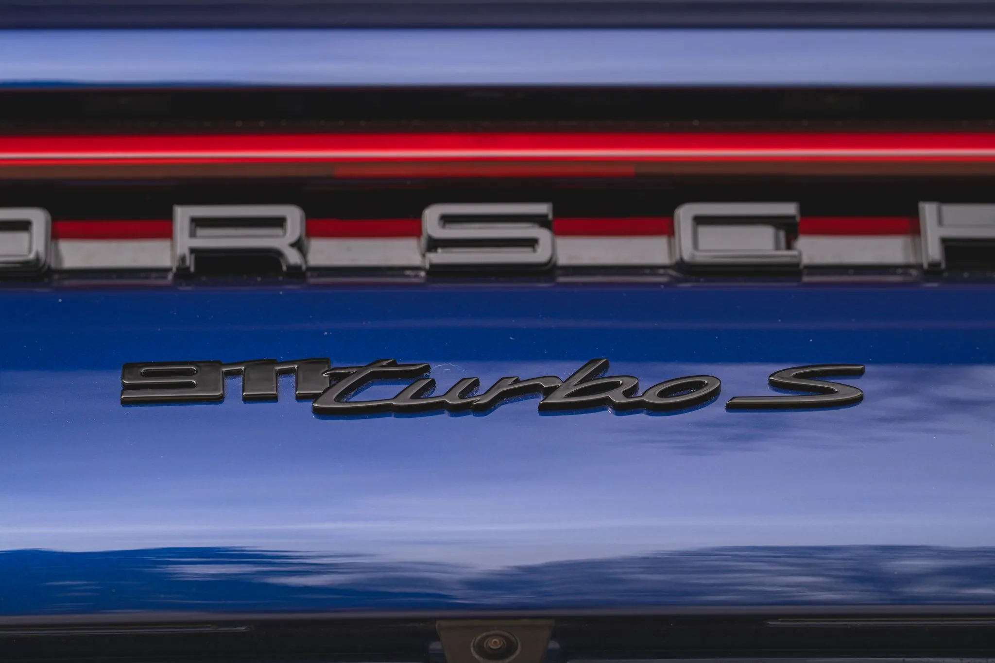 2023 Porsche 911 Turbo S Coupe in Gentian Blue Metallic