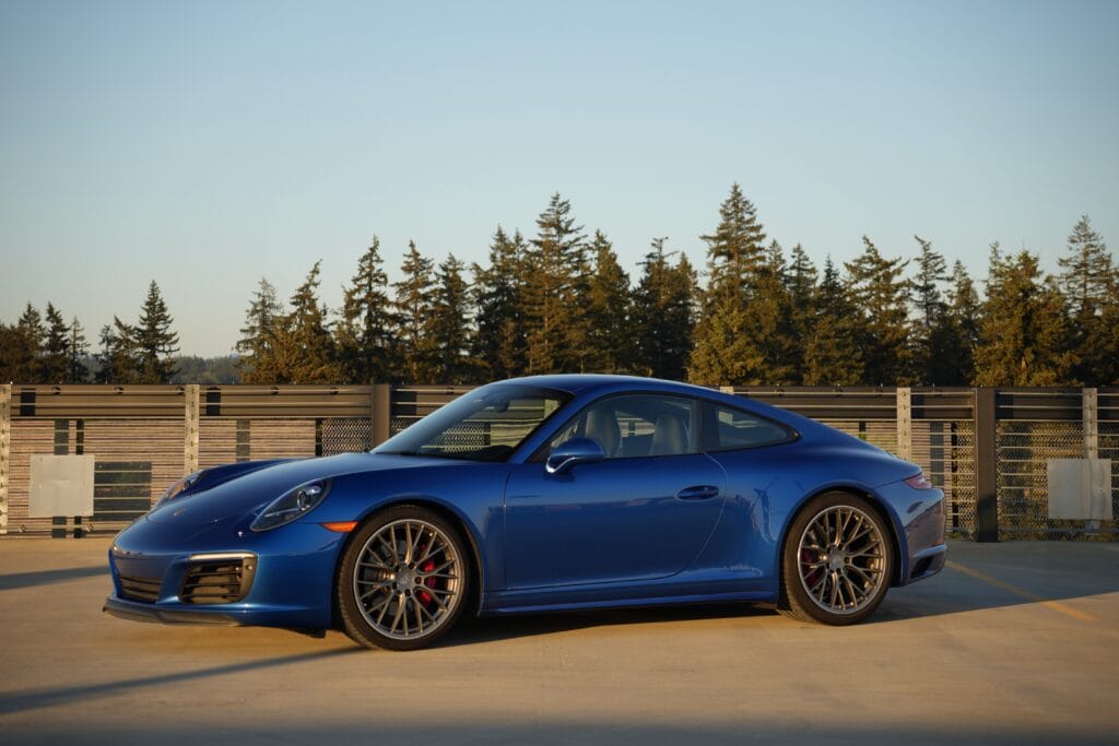2017 Porsche 991.2 Carrera 4S Coupe In Sapphire Blue Metallic