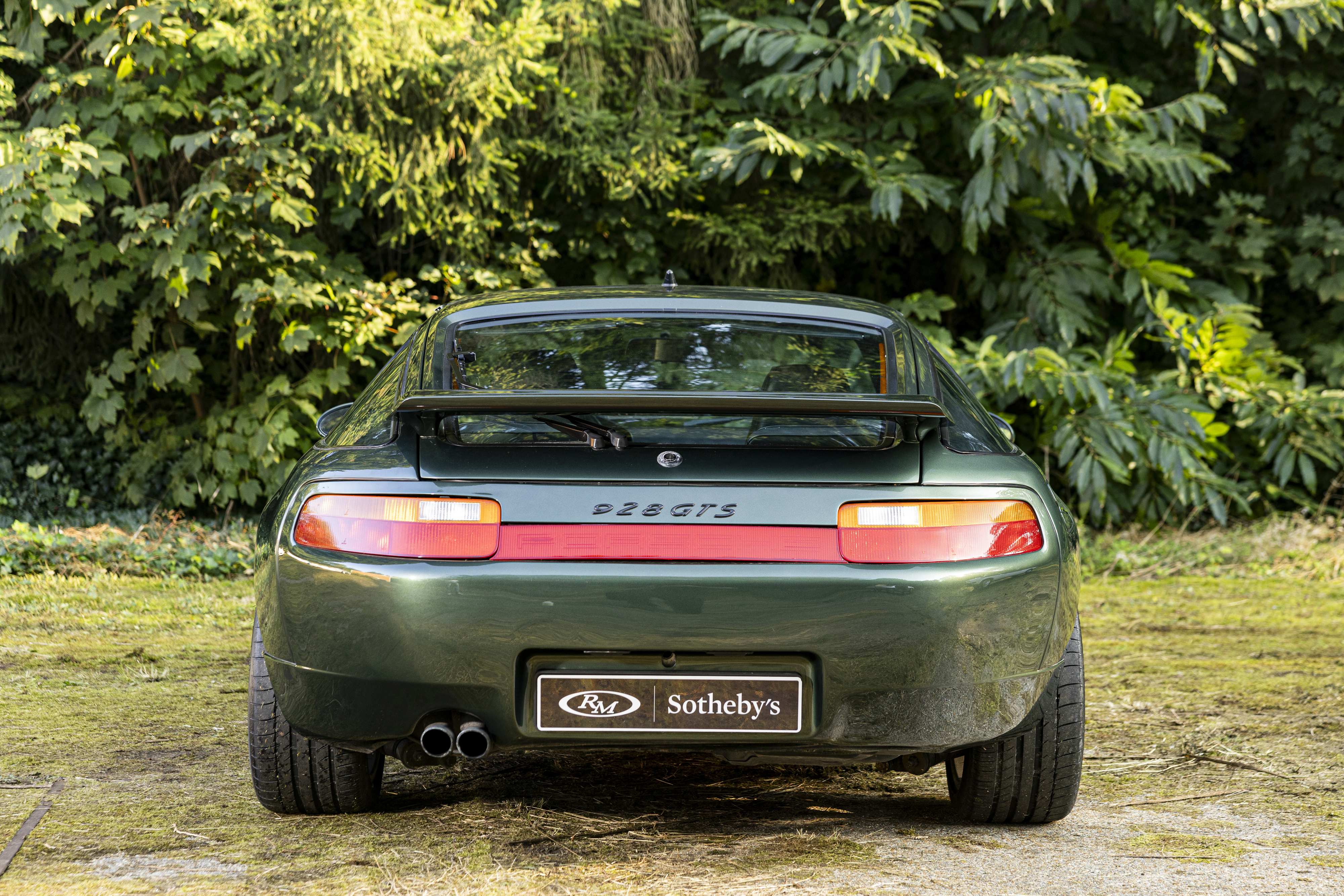 1993 Porsche 928 GTS in Oak Green Metallic