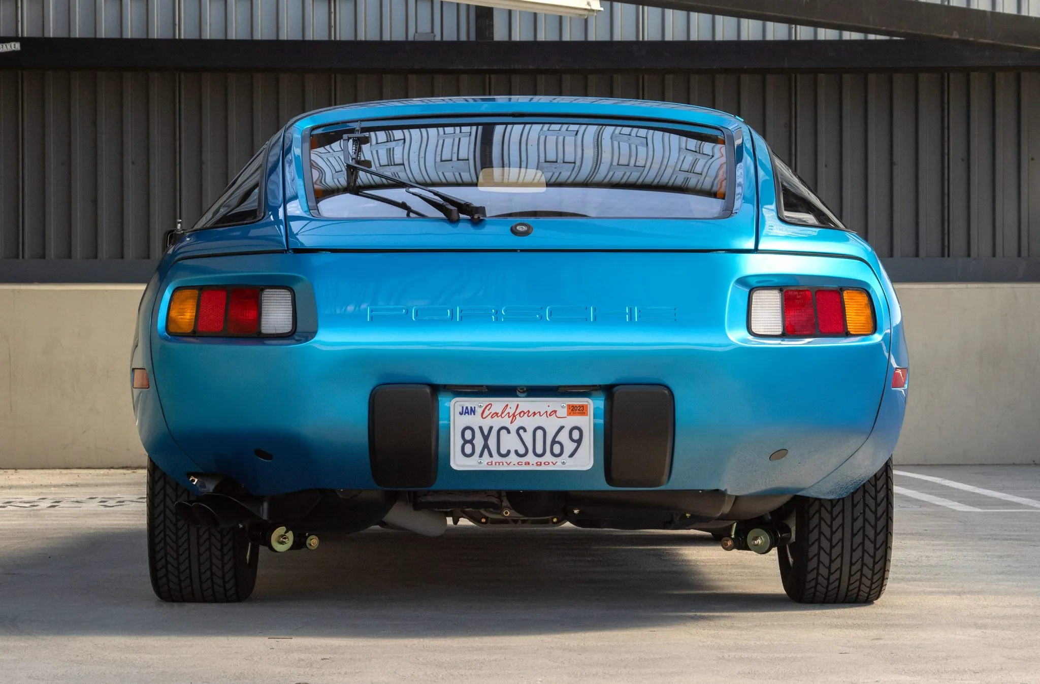 1979 Porsche 928 in Minerva Blue Metallic