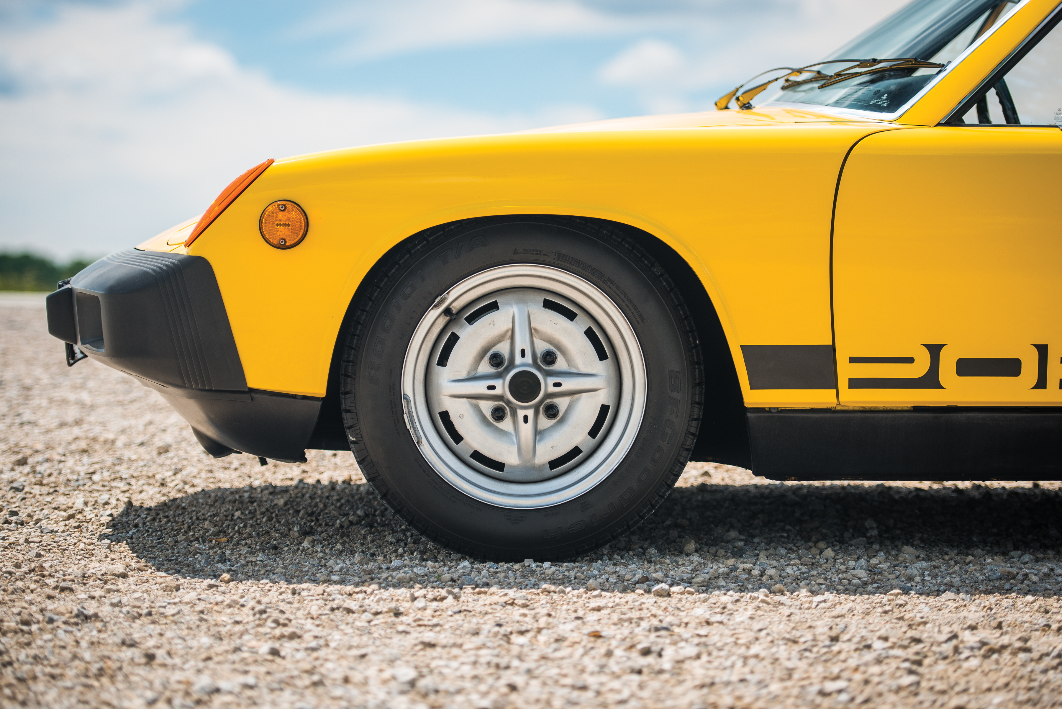1975 Porsche 914 1.8 in Summer Yellow