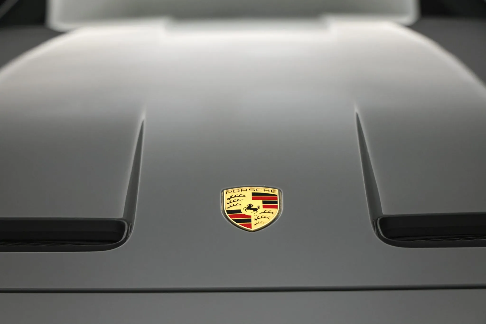 2022 Porsche 911 GT3 Touring in China Grey