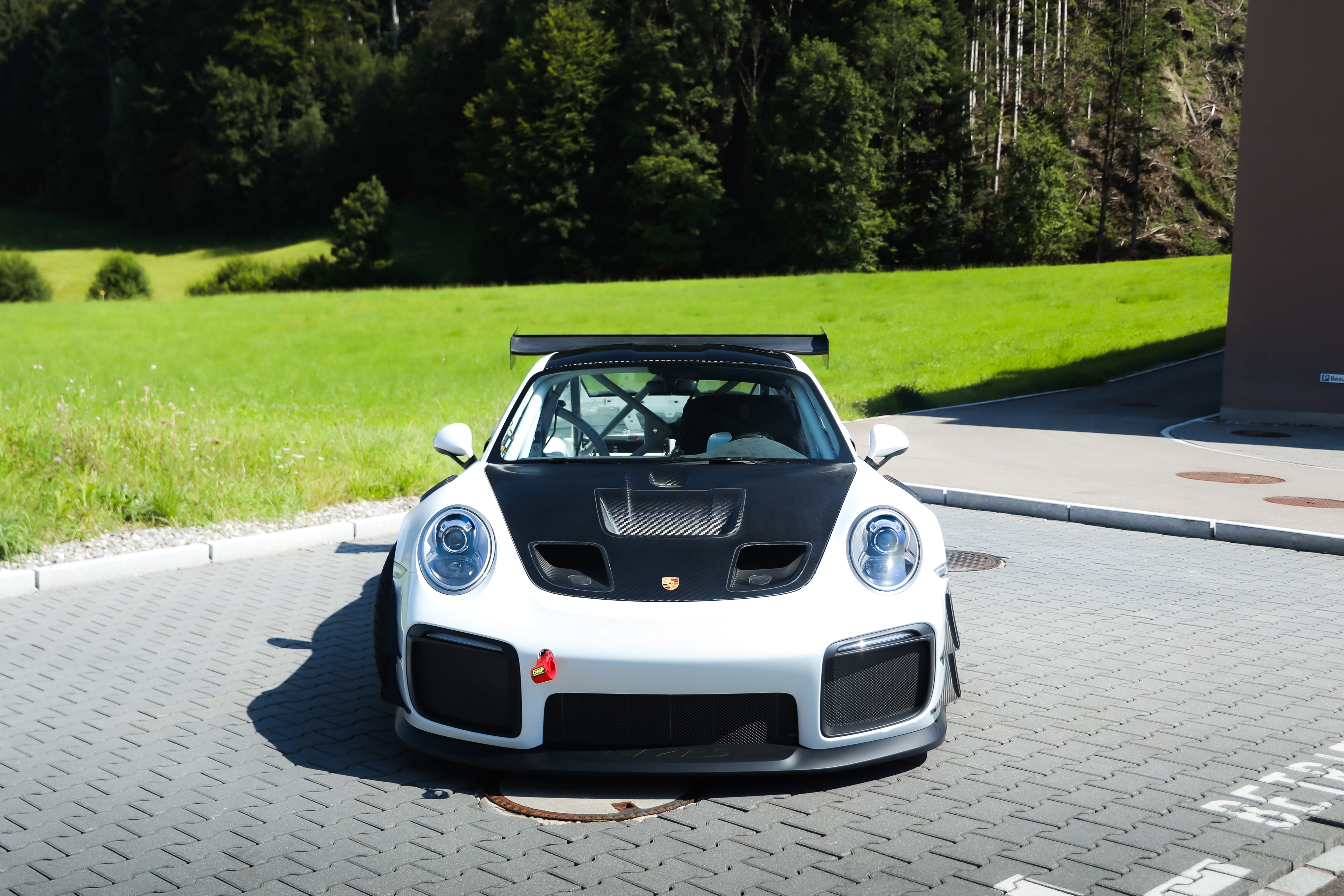 2019 Porsche 911 GT2 RS Clubsport in Pure White