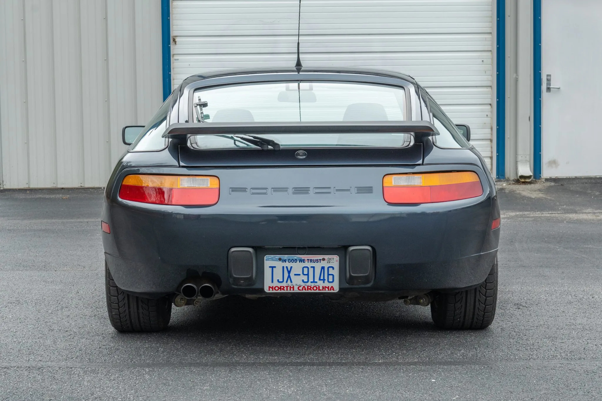 1991 Porsche 928 GT in Marine Blue