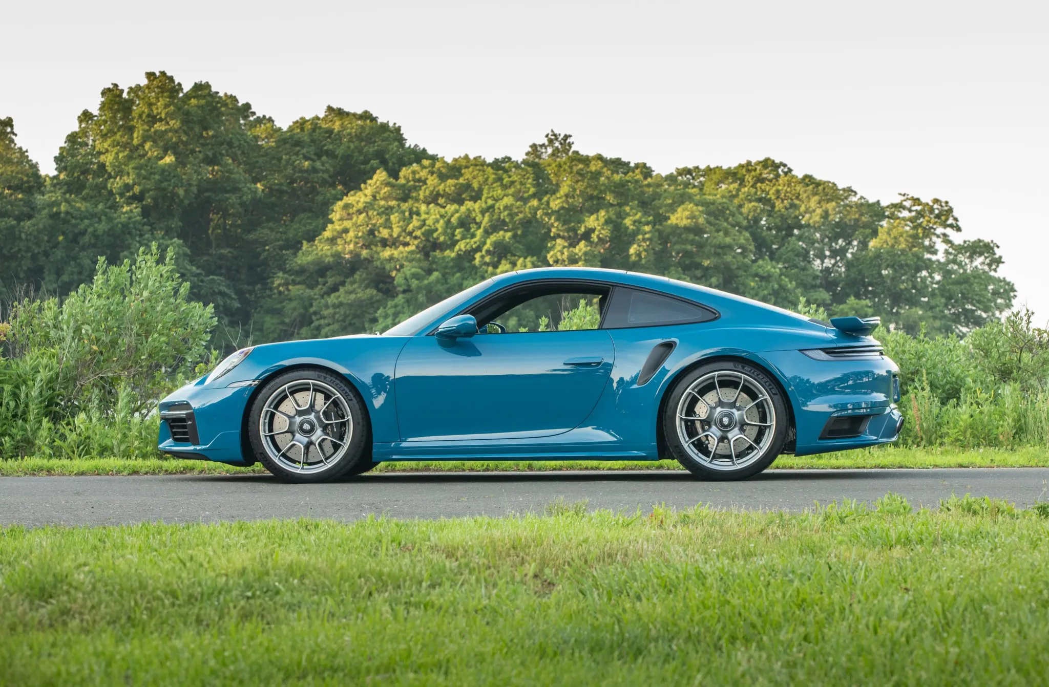 2022 Porsche 911 Turbo S Coupe in Oslo Blue