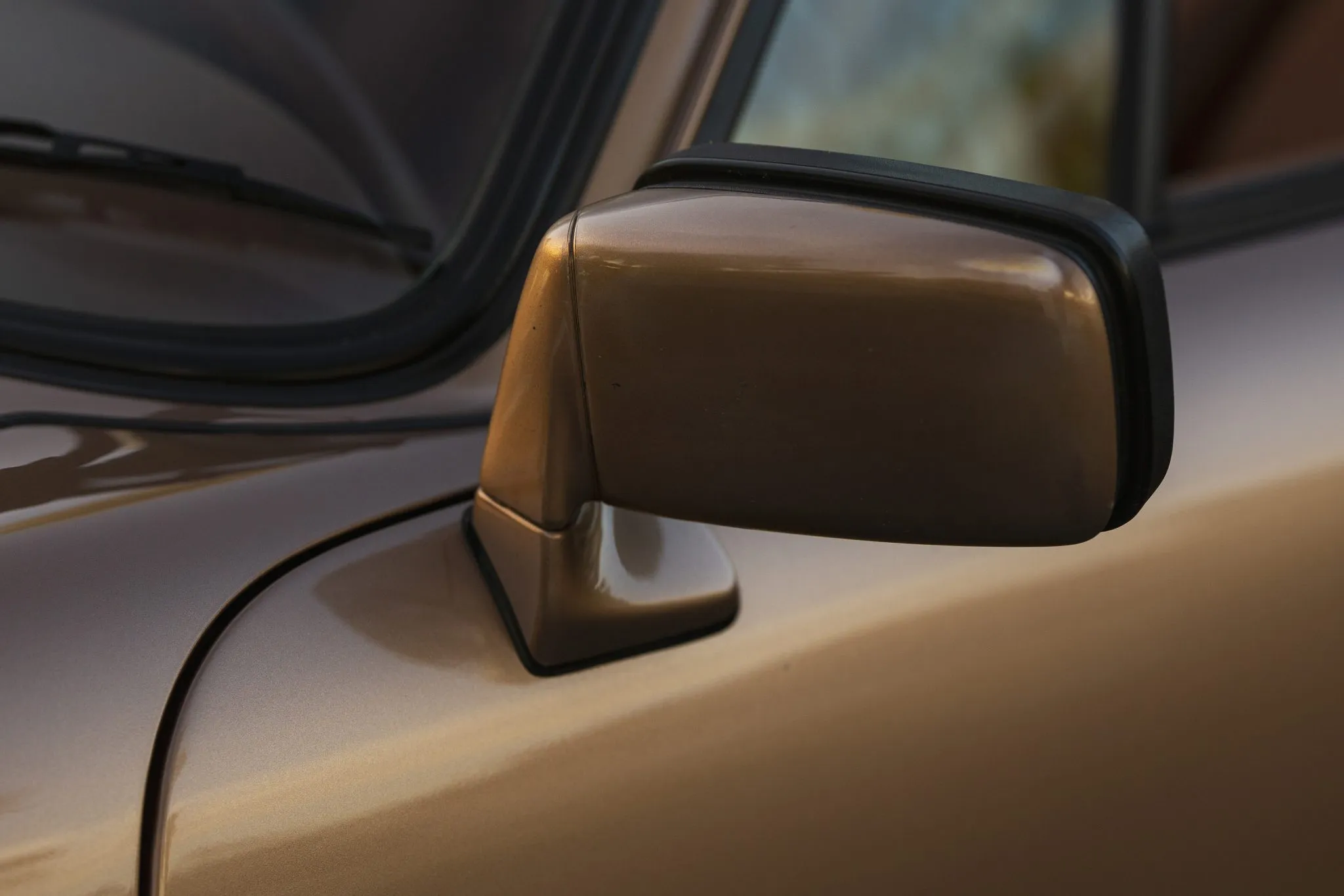 1988 Porsche 911 Carrera Targa in Nougat Brown Metallic