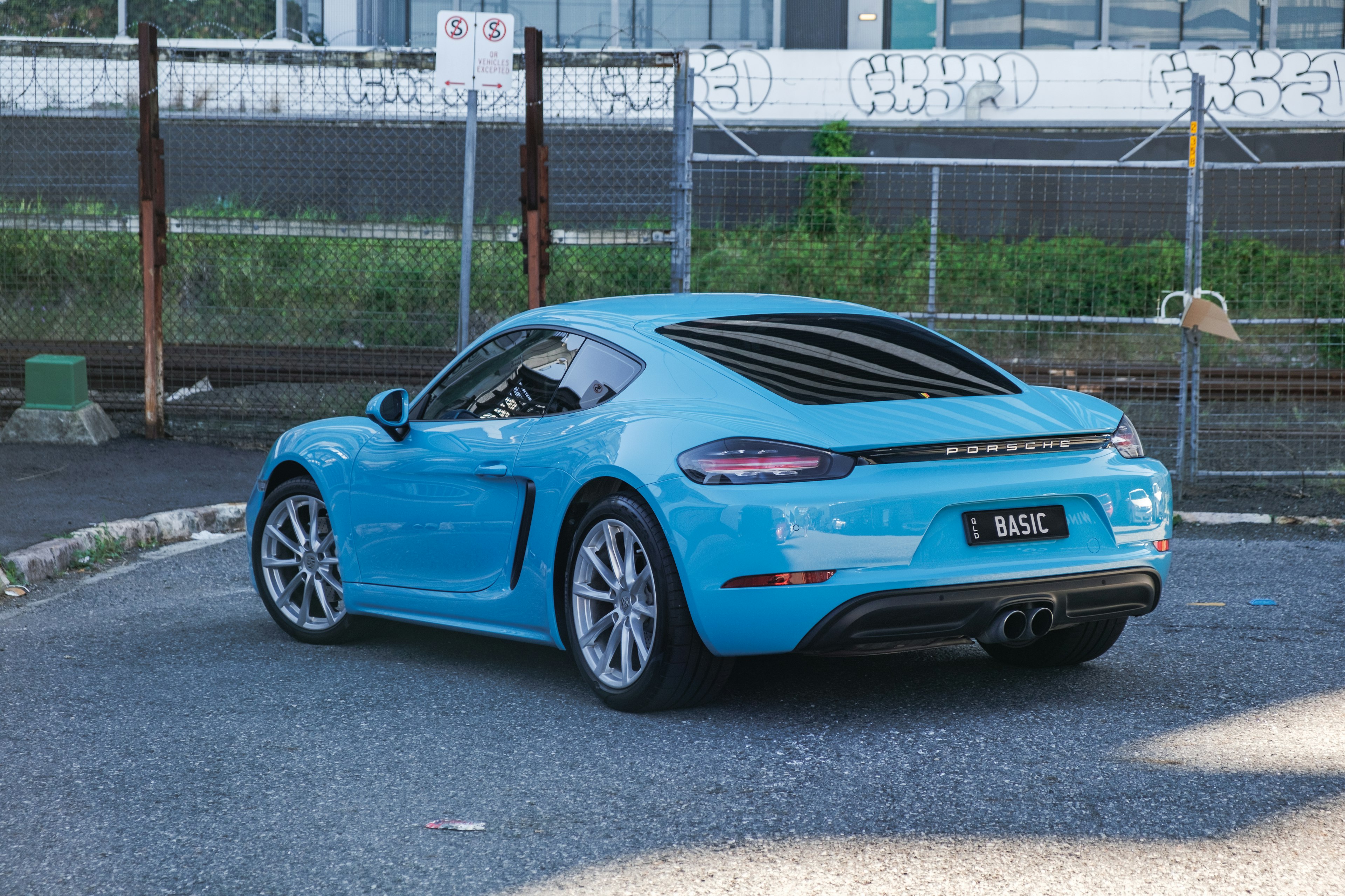 2016 Porsche 718 Cayman in Miami Blue