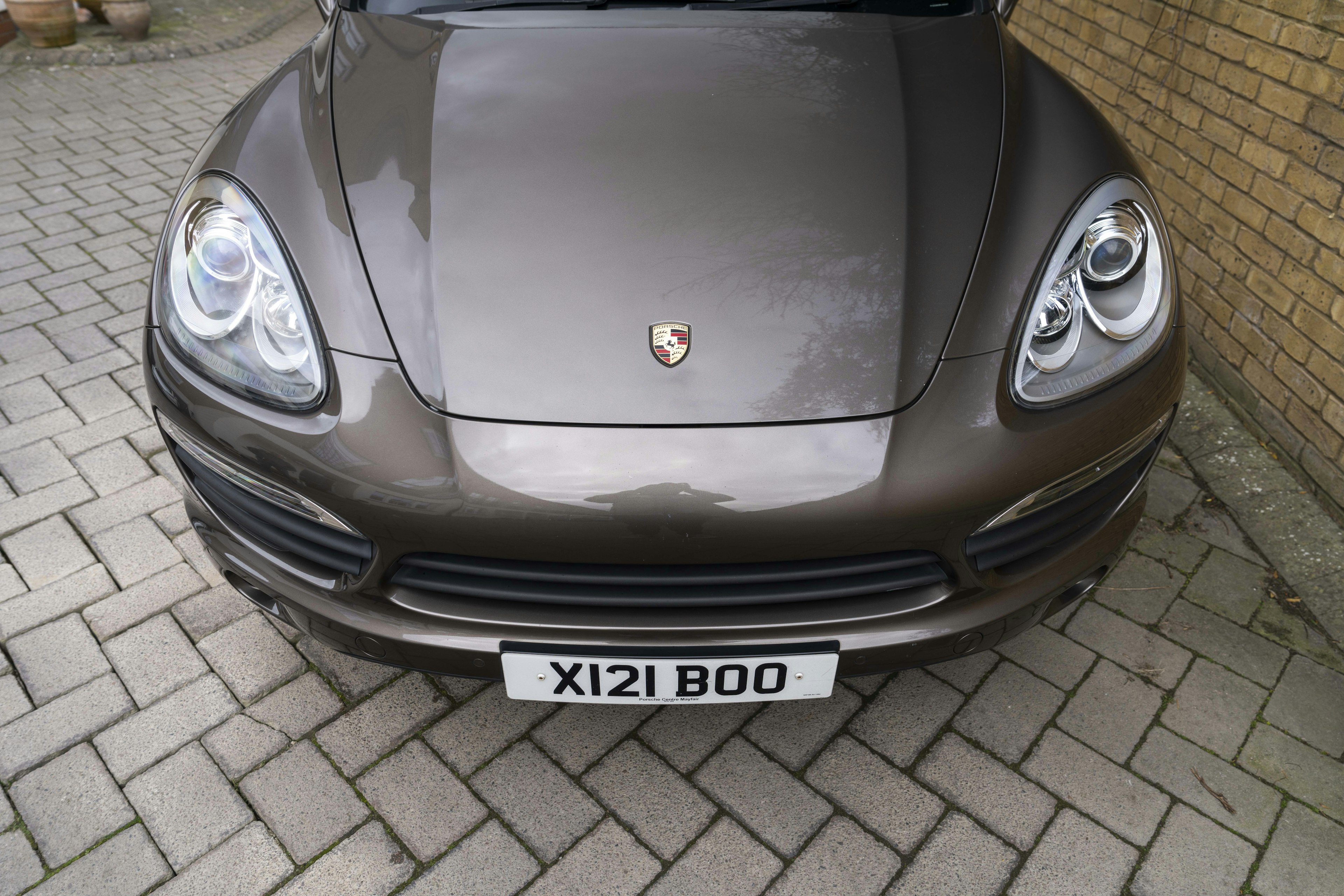 2010 PORSCHE CAYENNE S HYBRID in Umbra Metallic 