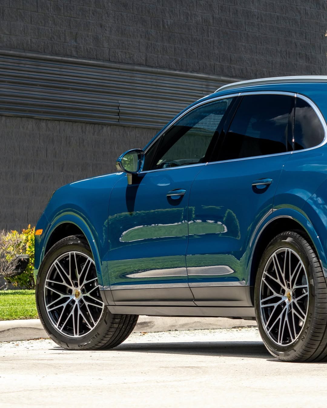 2023 Porsche Cayenne in Montego Blue Metallic