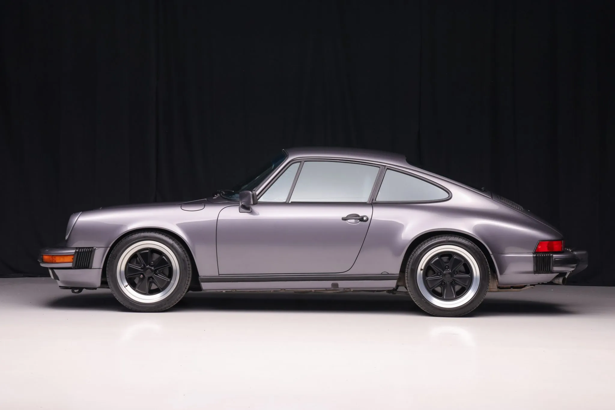 1986 Porsche 911 Carrera Coupe in Meteor Metallic