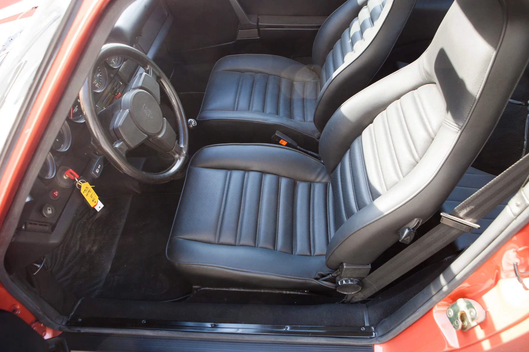 1974 Porsche 911 Carrera 2,7 in Salmon Metallic