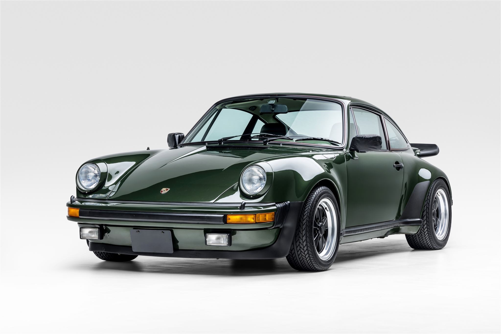 1977 Porsche 930 Turbo Carrera in Metallic Green