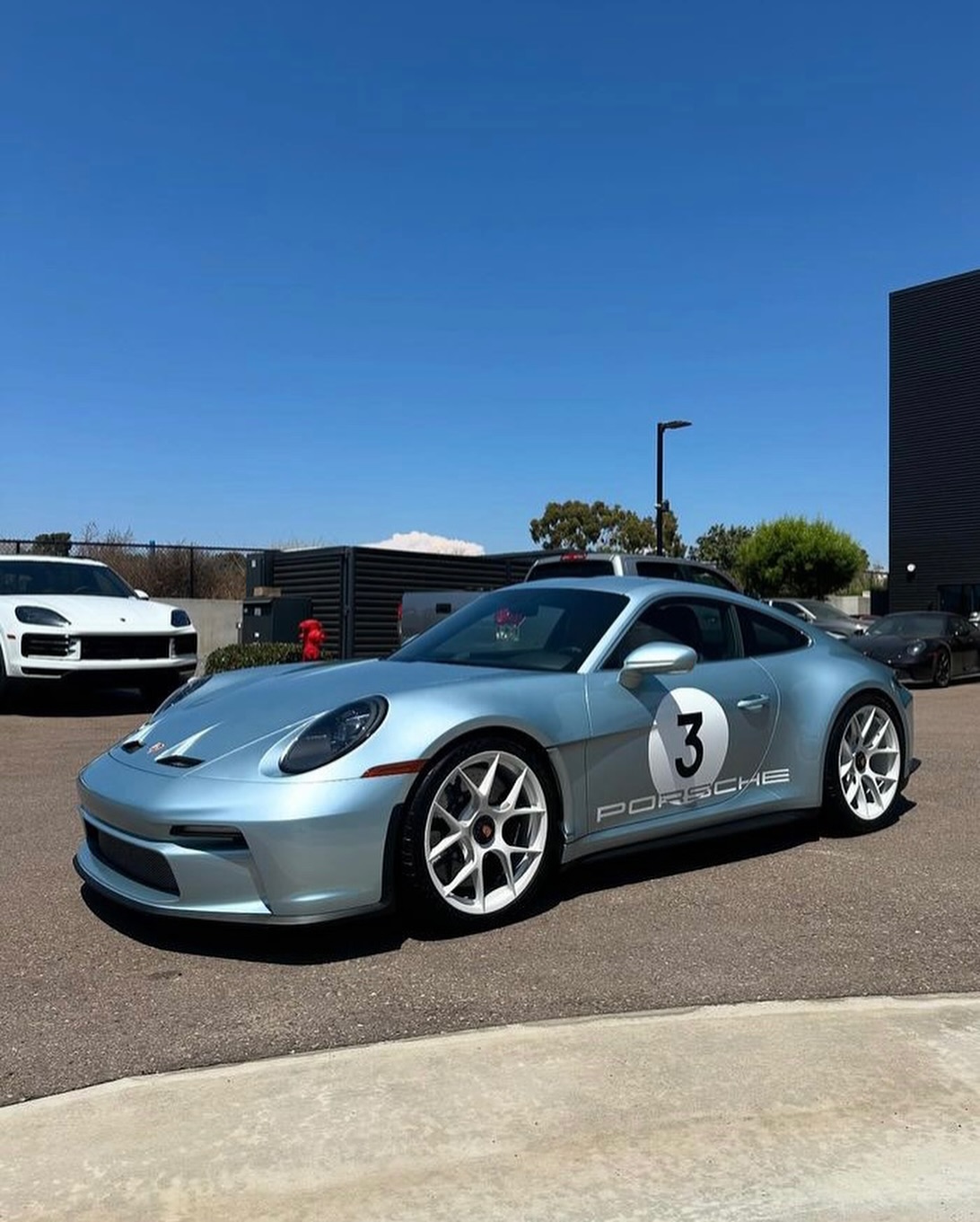 2024 Porsche 911 S/T 'Weissach' in Azzurro Thetys Metallic