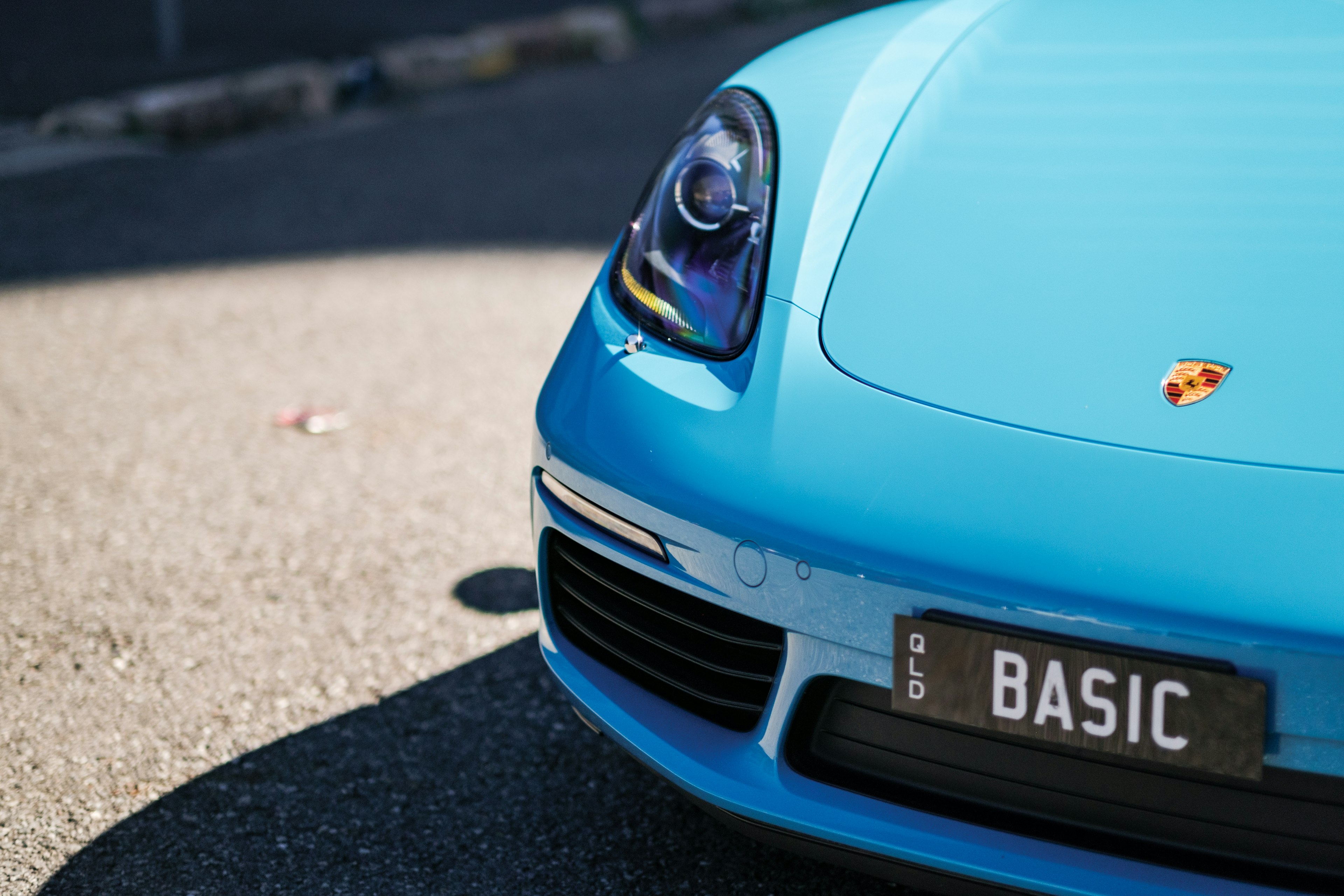 2016 Porsche 718 Cayman in Miami Blue