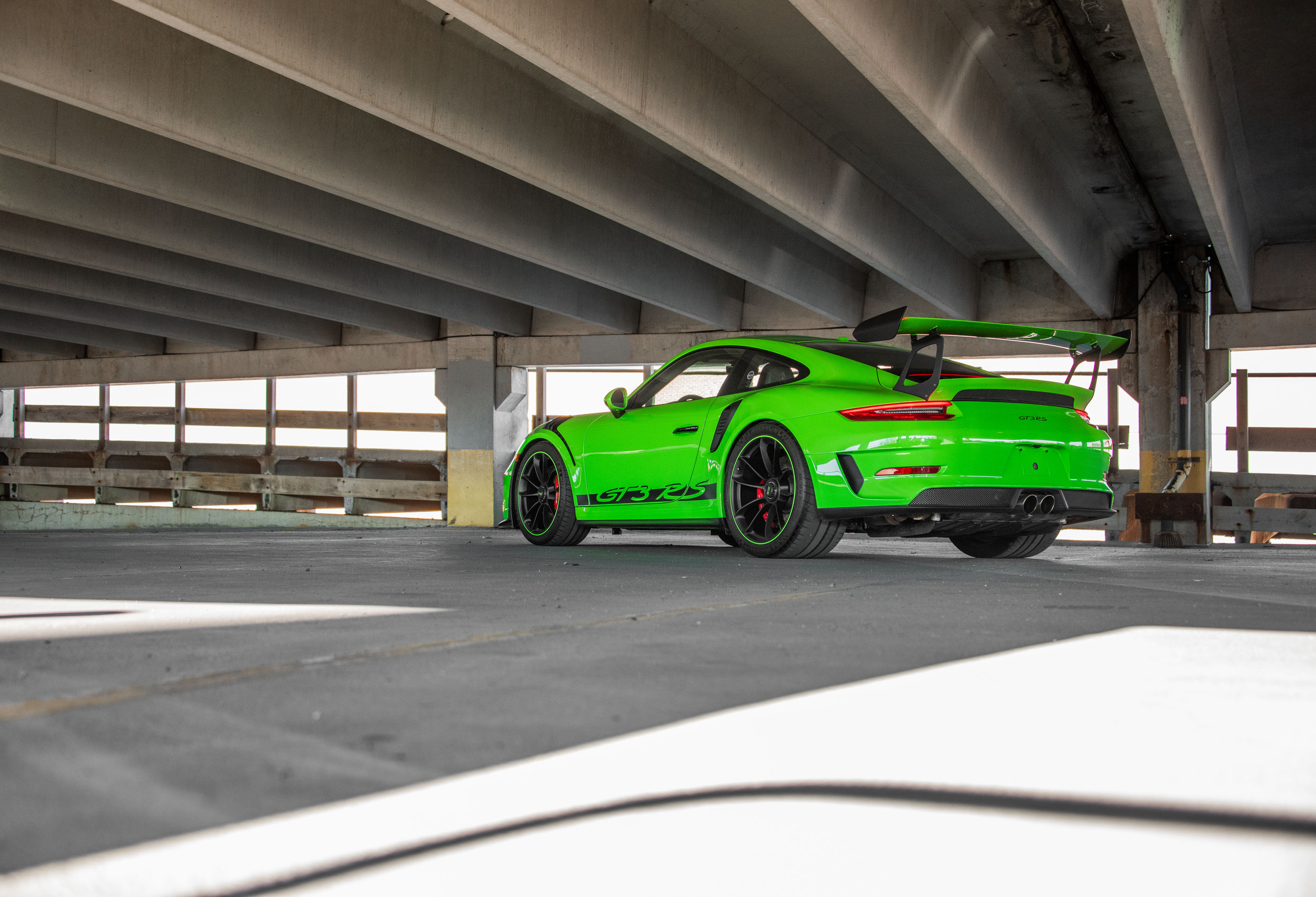 2019 Porsche 911 GT3 RS in Lizard Green