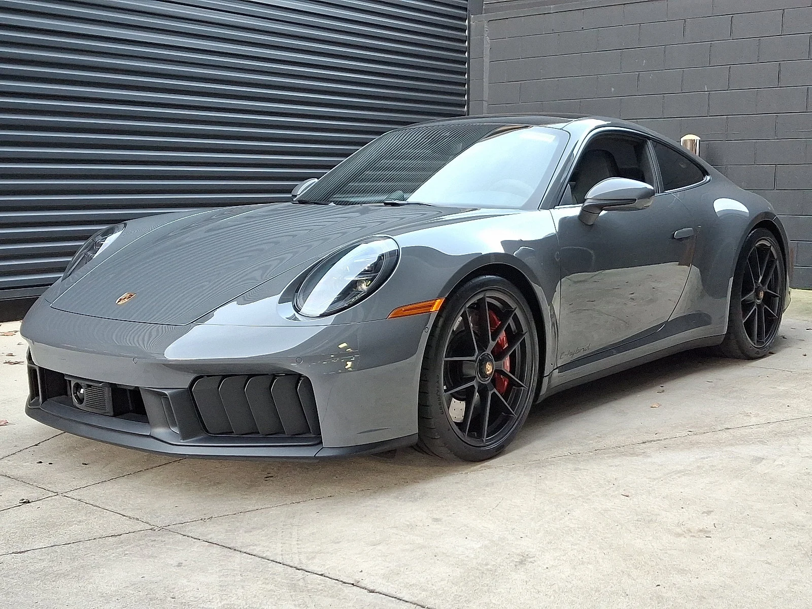 2025 Porsche 911 Carrera GTS In Vanadium Grey Metallic