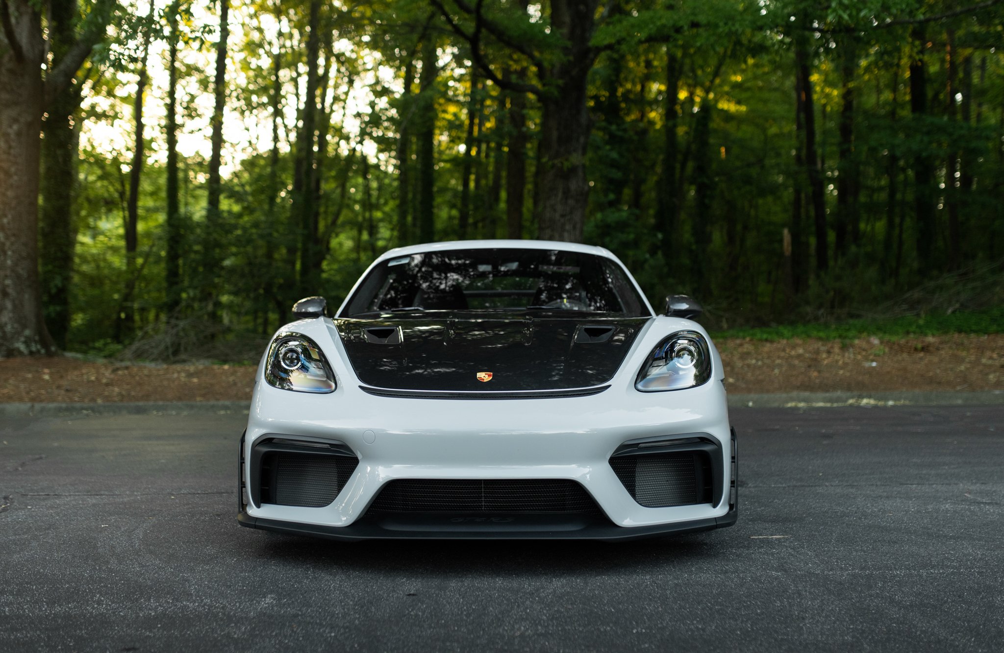 2023 Porsche Cayman GT4 RS in Grigio Campovolo