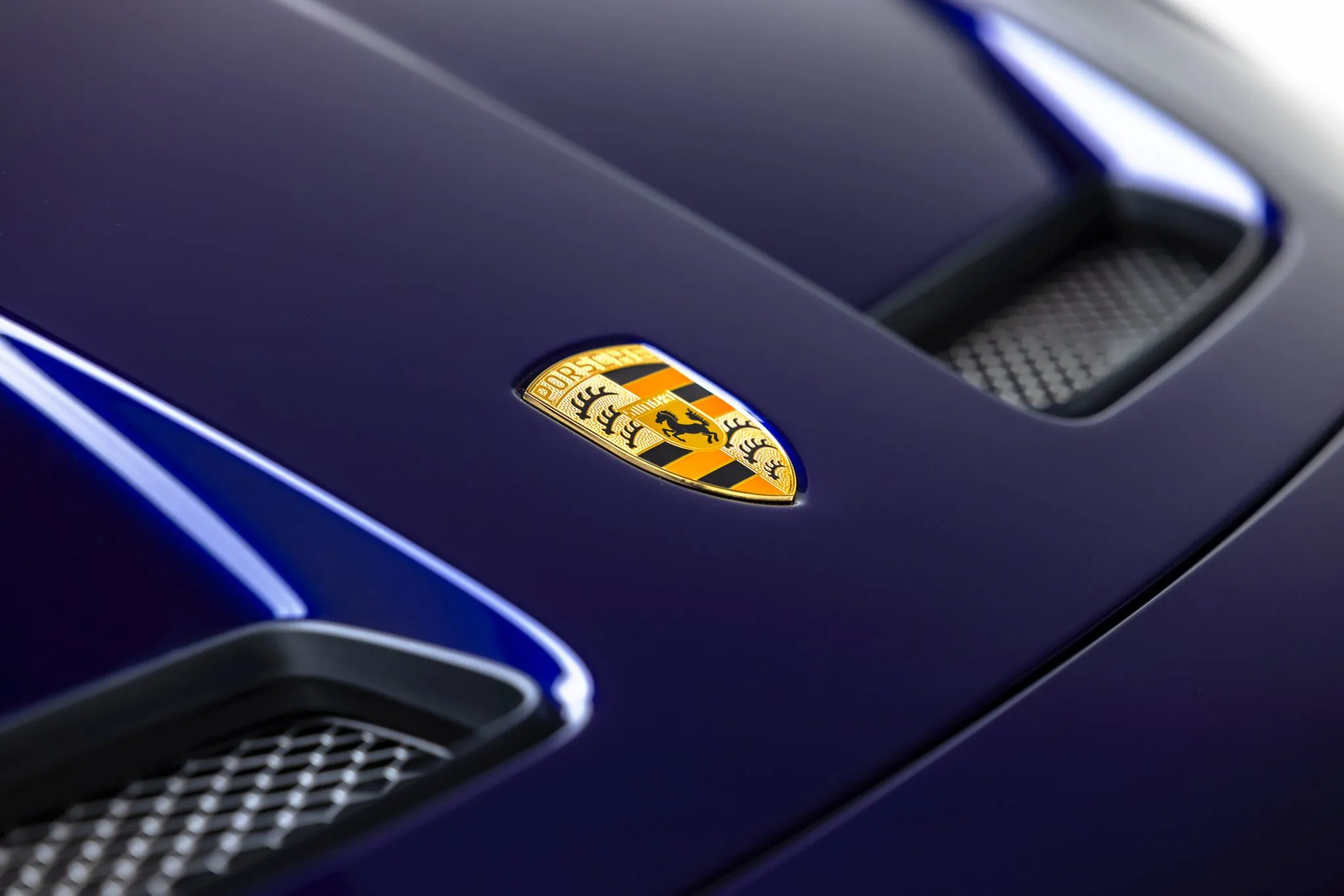2024 Porsche 911 S/T Heritage Design in Gentian Blue Metallic